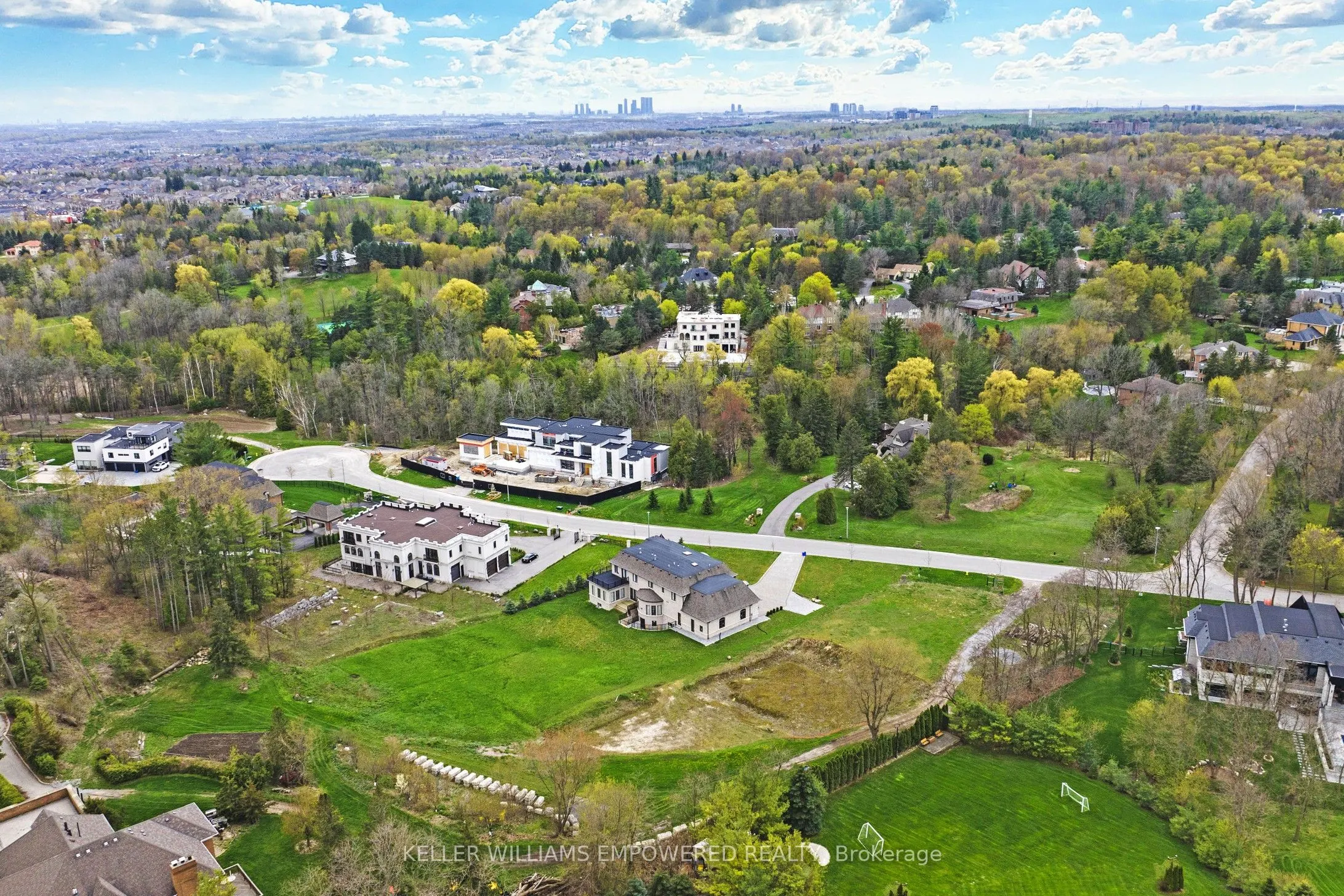 15 Honey Locust Court