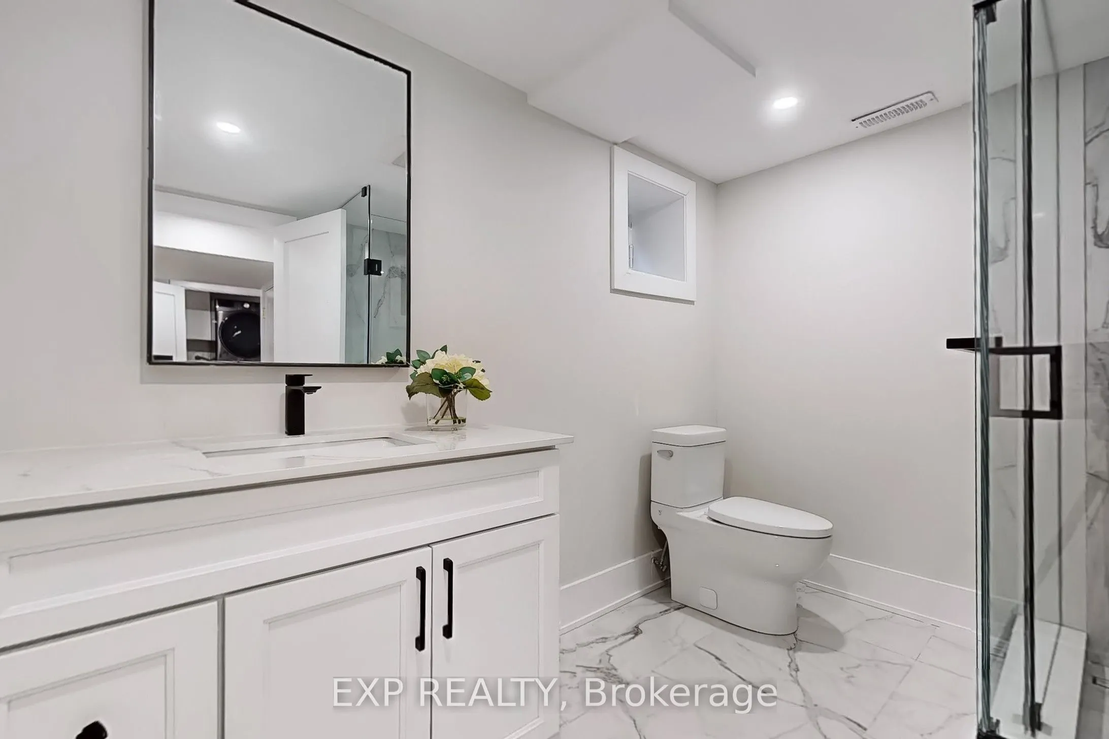385 Easy Street