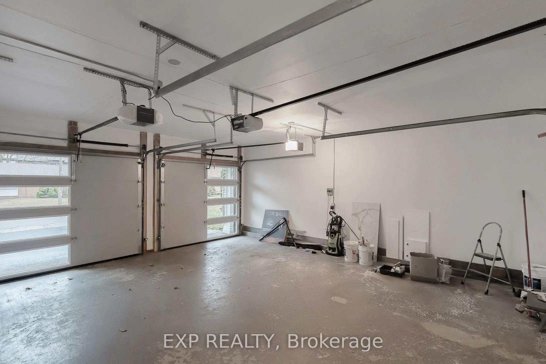 385 Easy Street