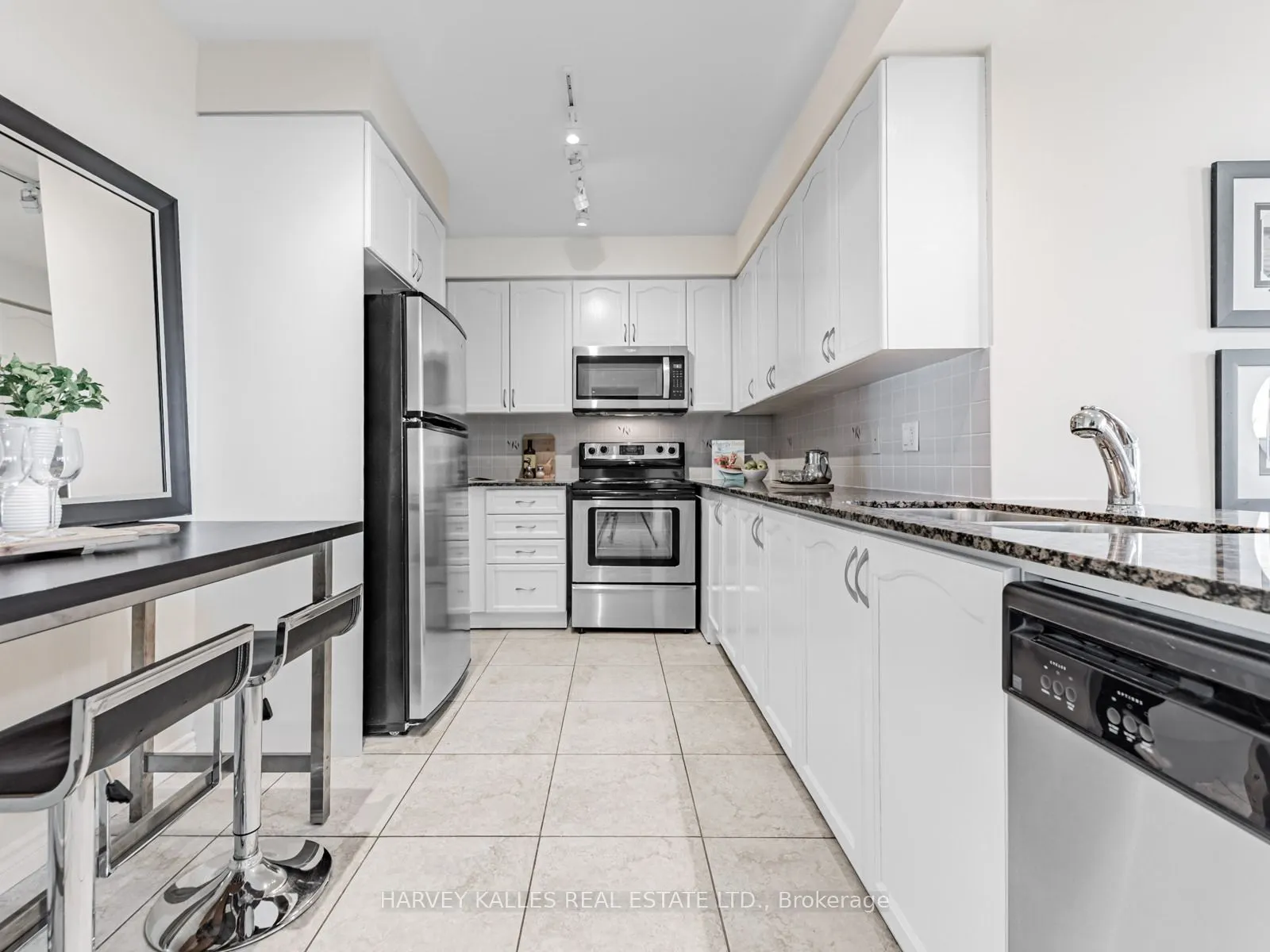88 Promenade Circle, #508