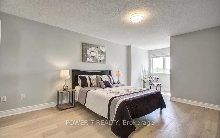 85 Queensway Drive