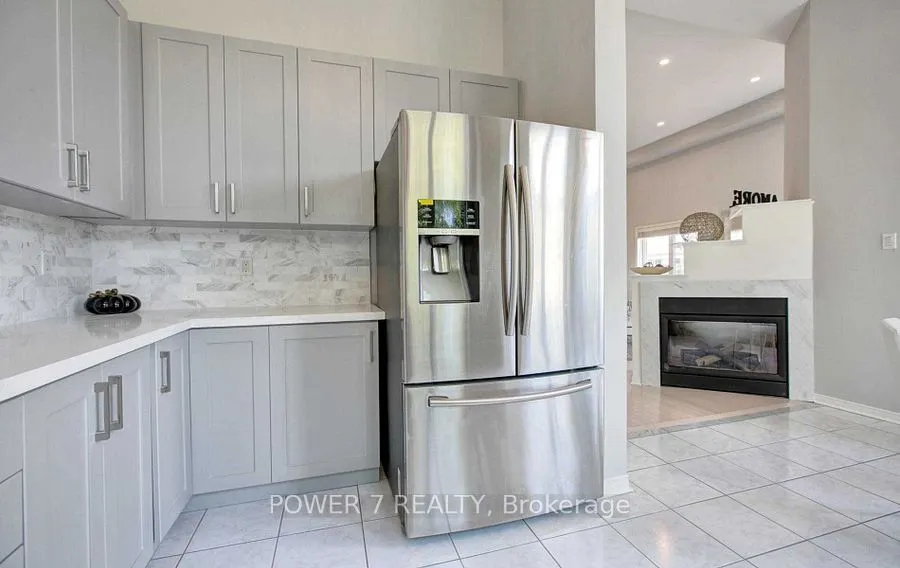 85 Queensway Drive
