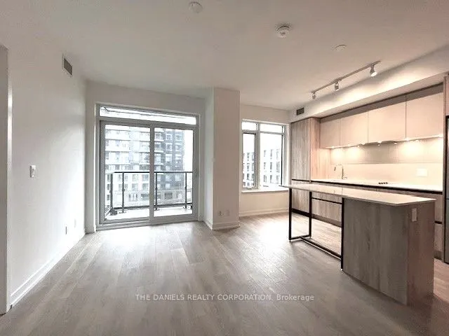 8 Beverley Glen Boulevard, #506