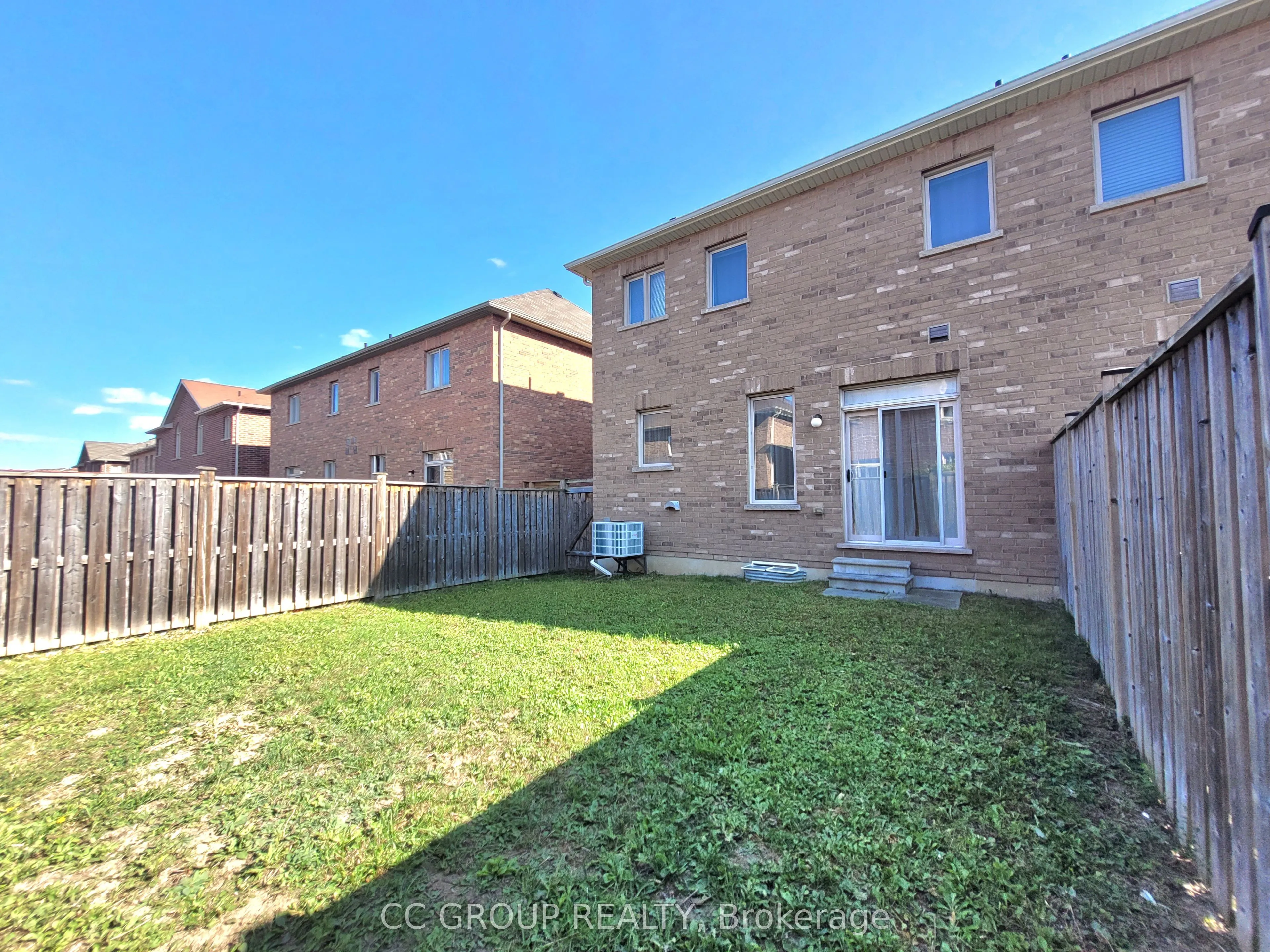 76 Carolina Rose Crescent