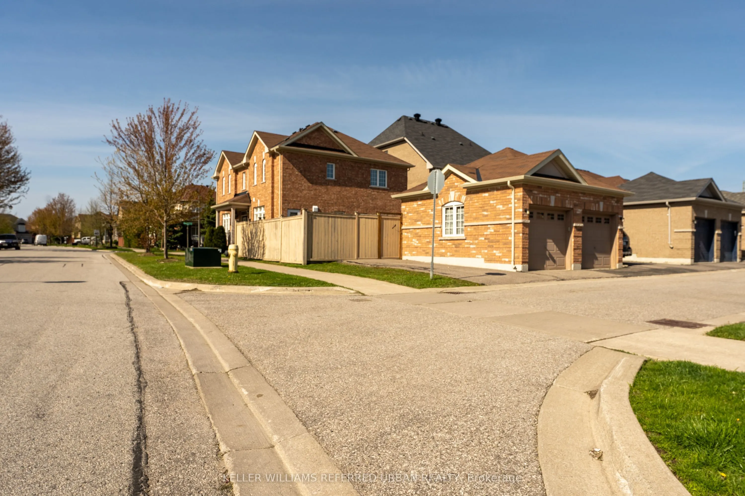 1 Green Hollow Court
