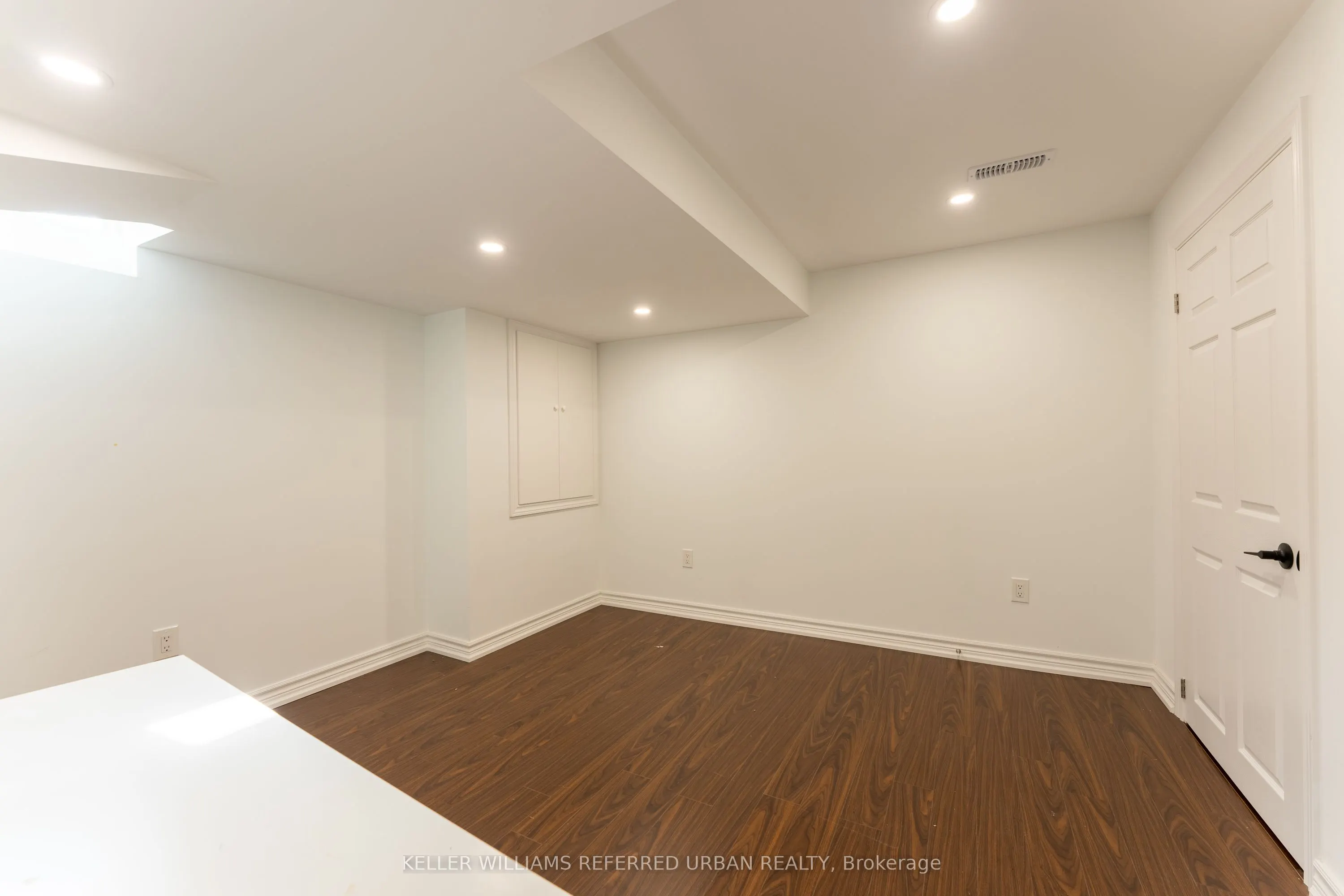 1 Green Hollow Court