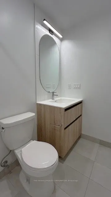 8 Beverley Glen Boulevard, #120