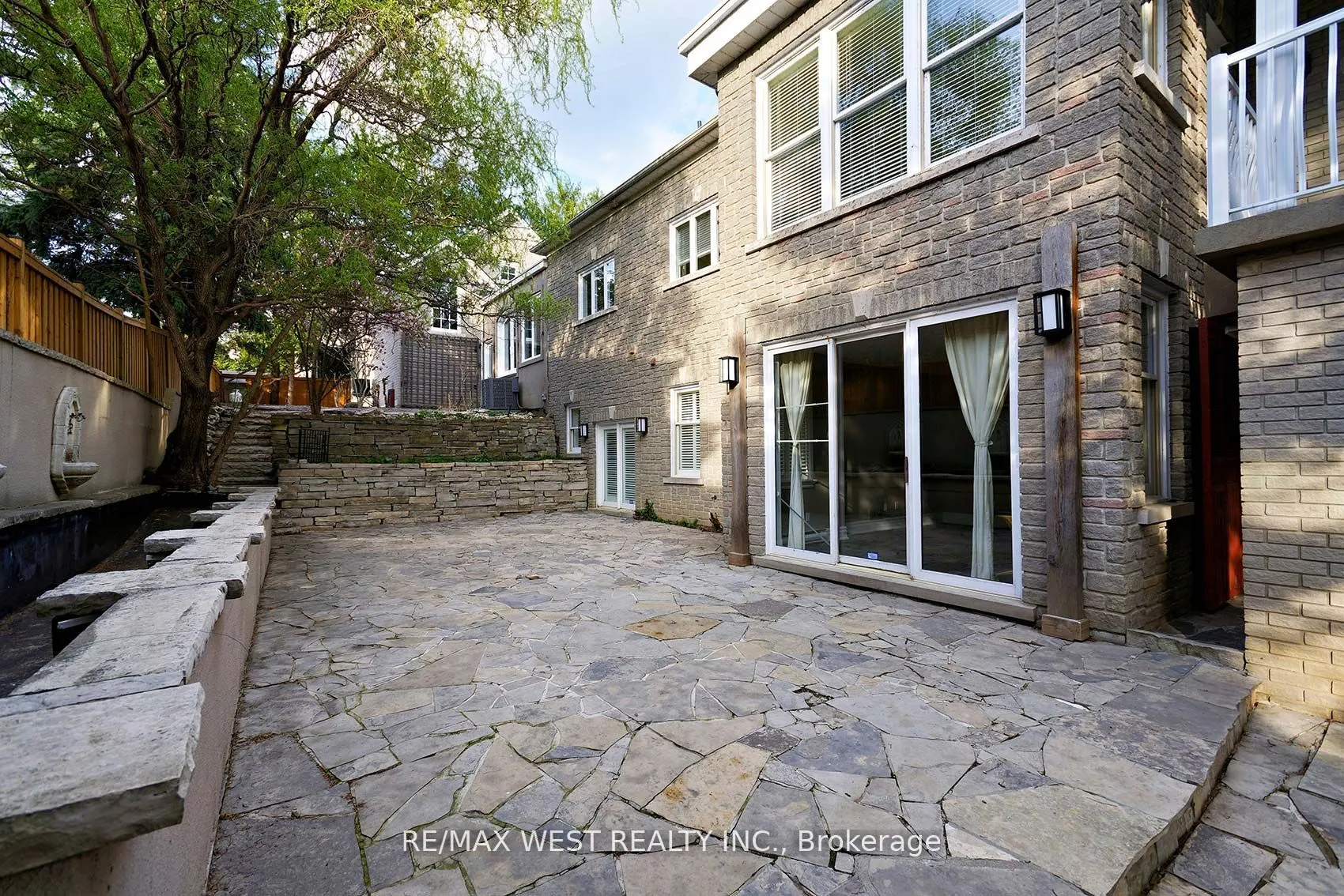 5 Humberview Drive
