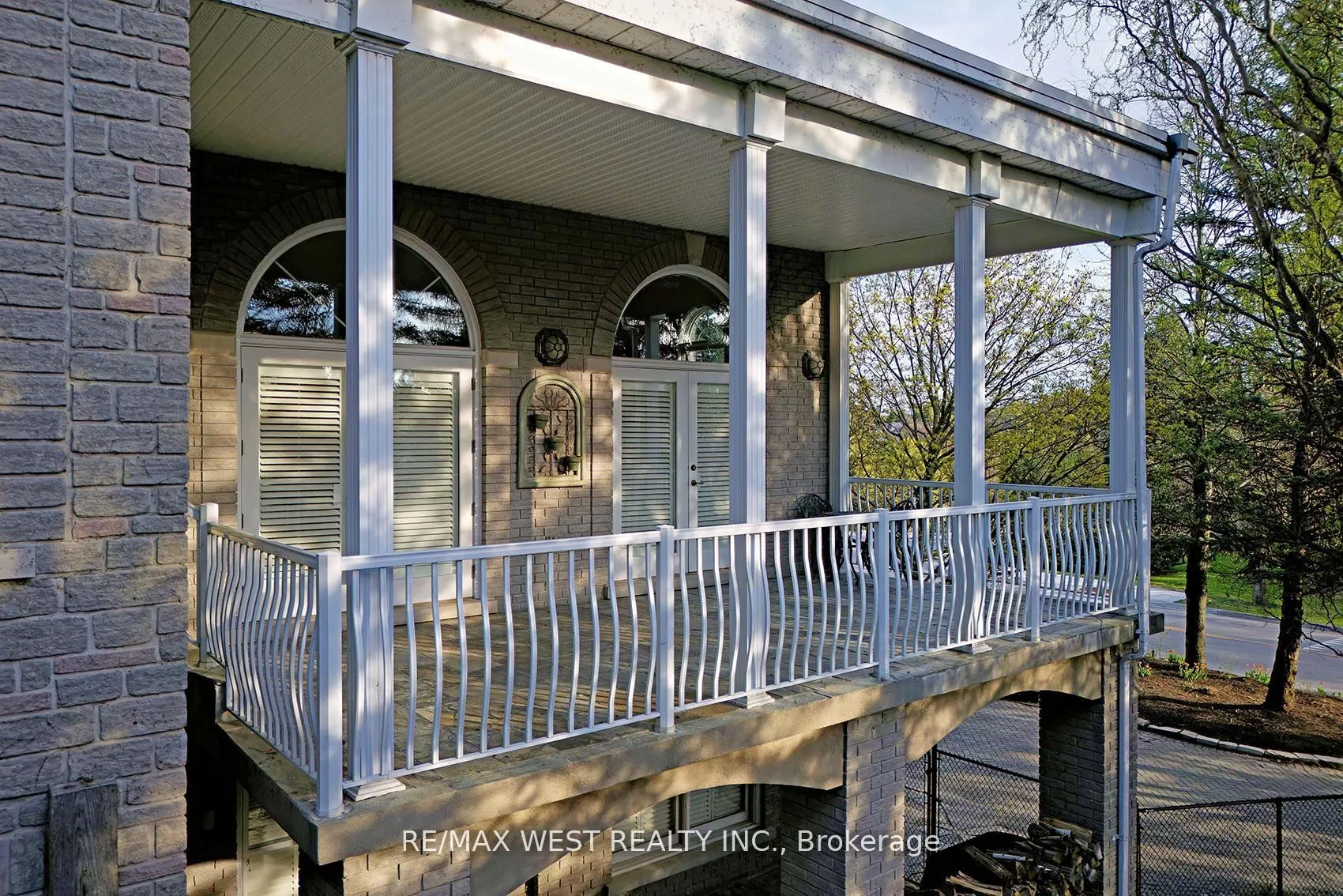 5 Humberview Drive