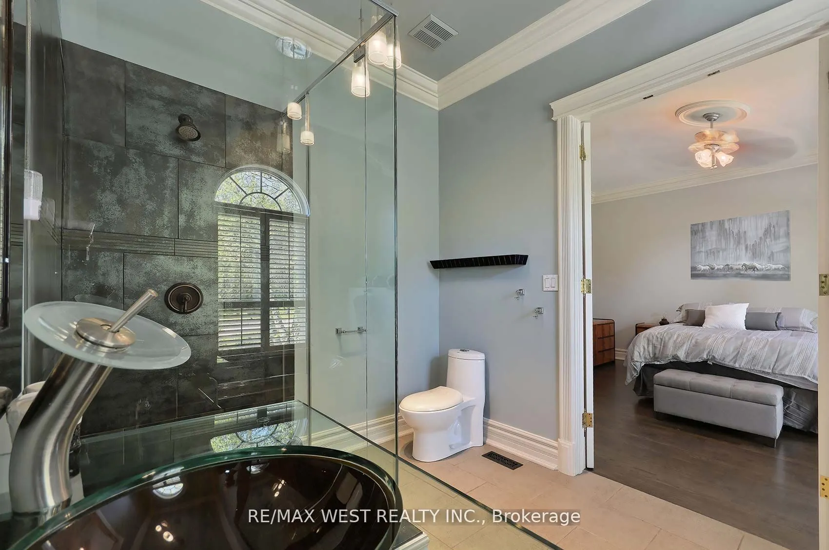 5 Humberview Drive