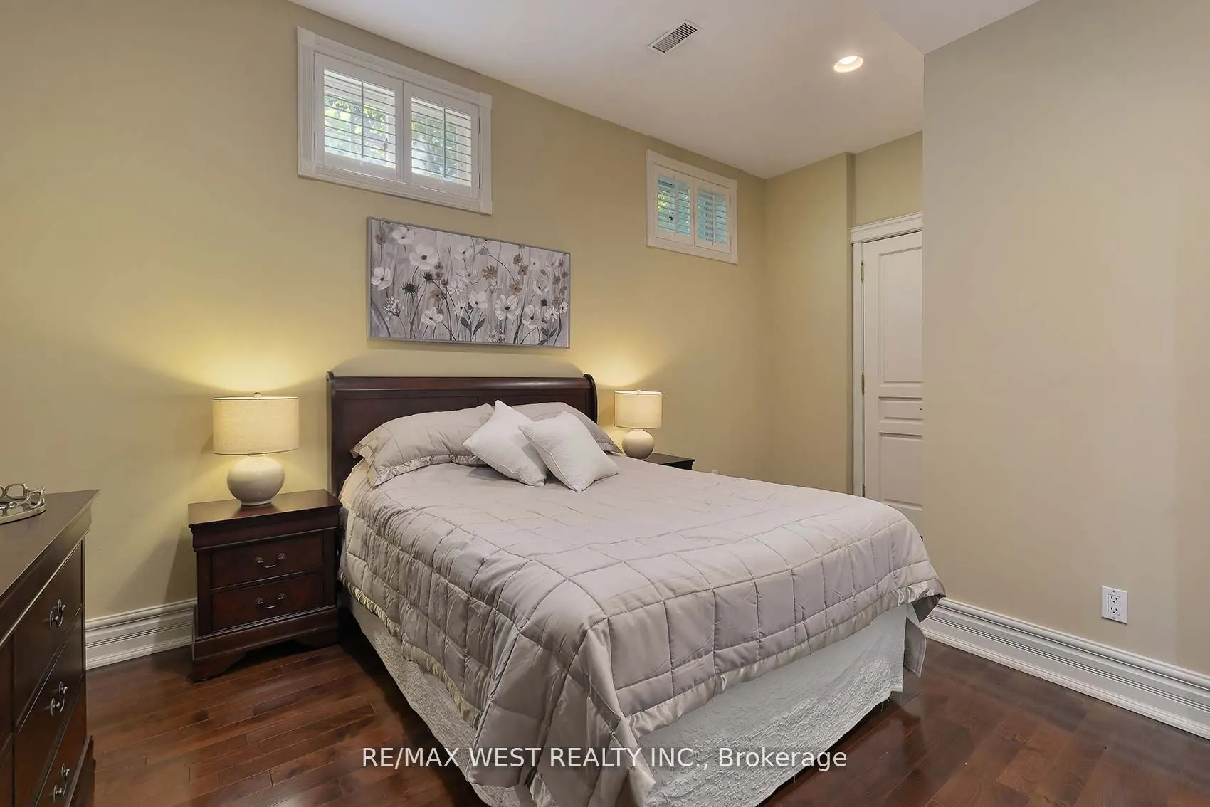 5 Humberview Drive