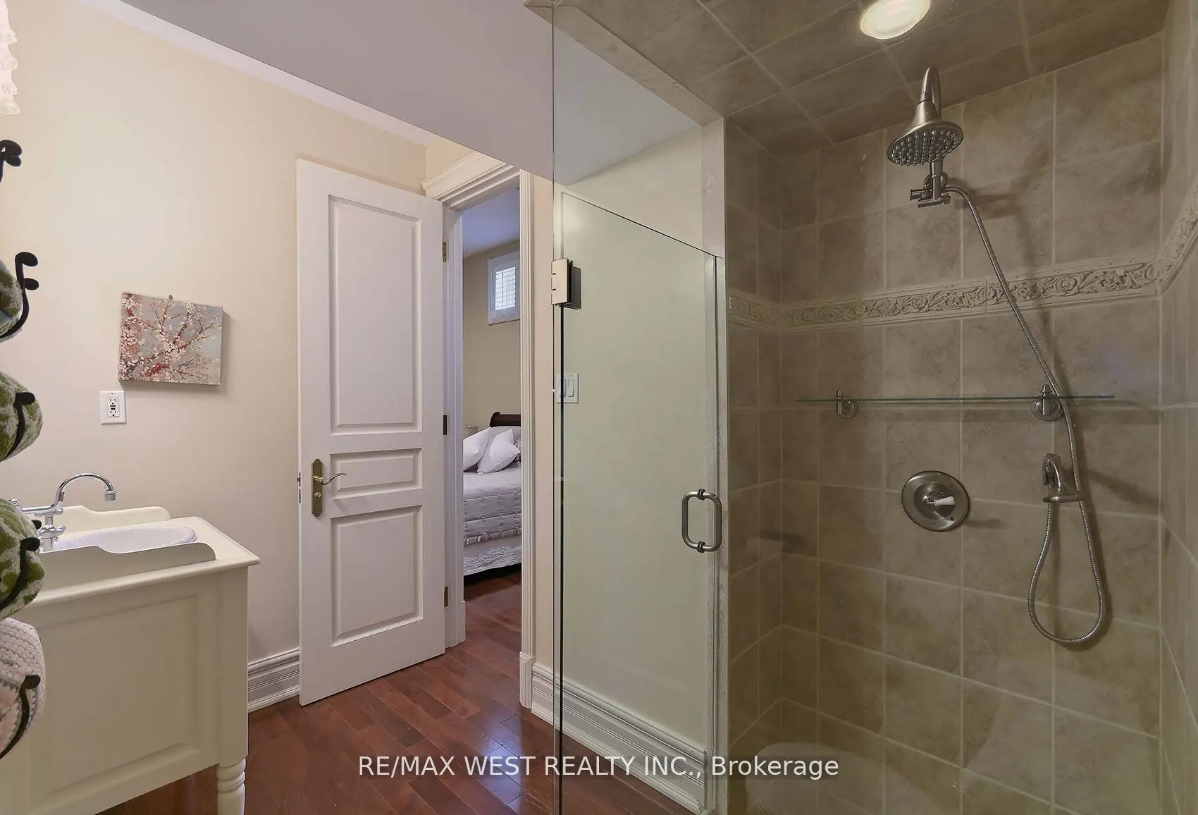 5 Humberview Drive