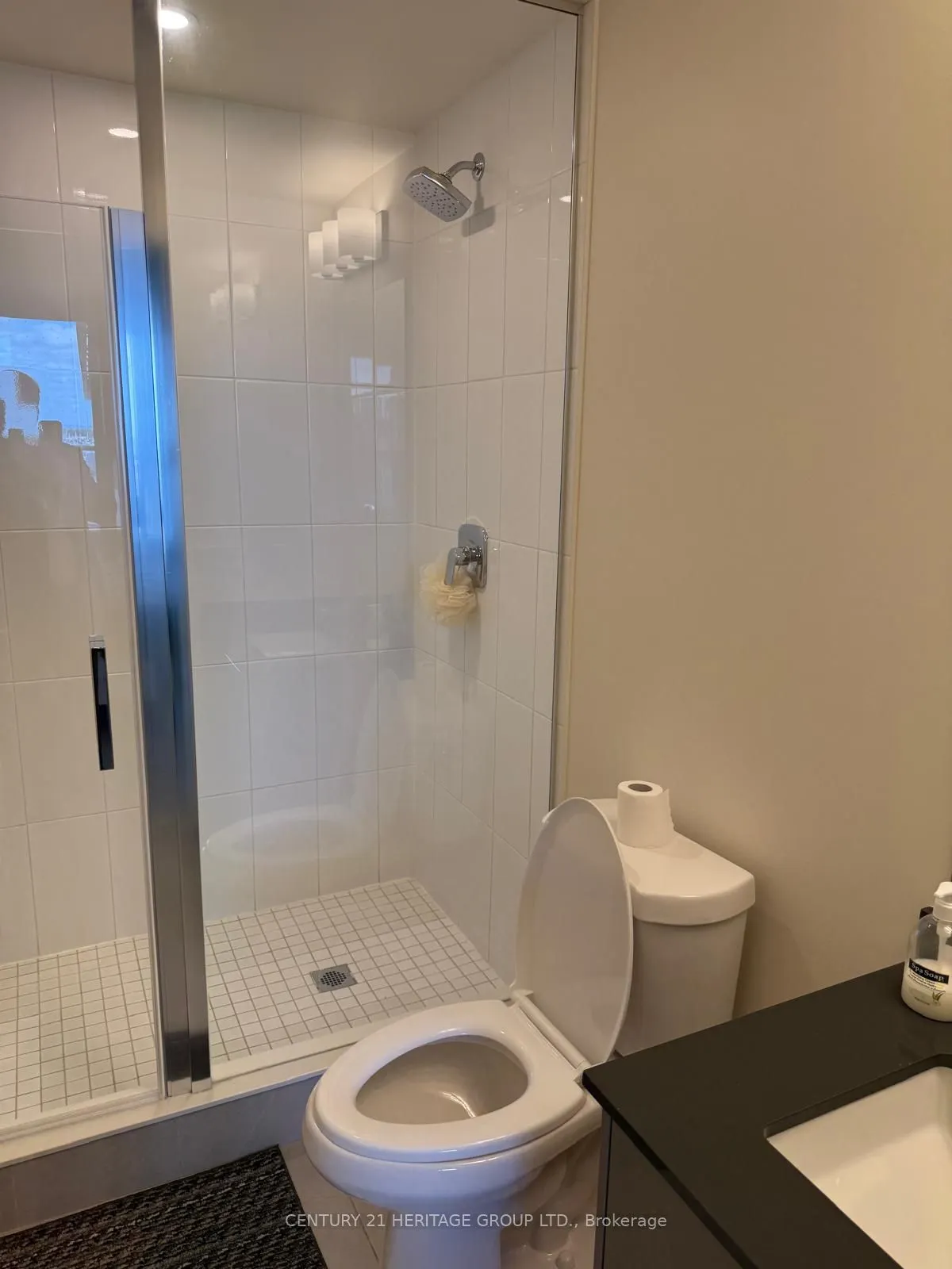 8960 Jane Street, #235