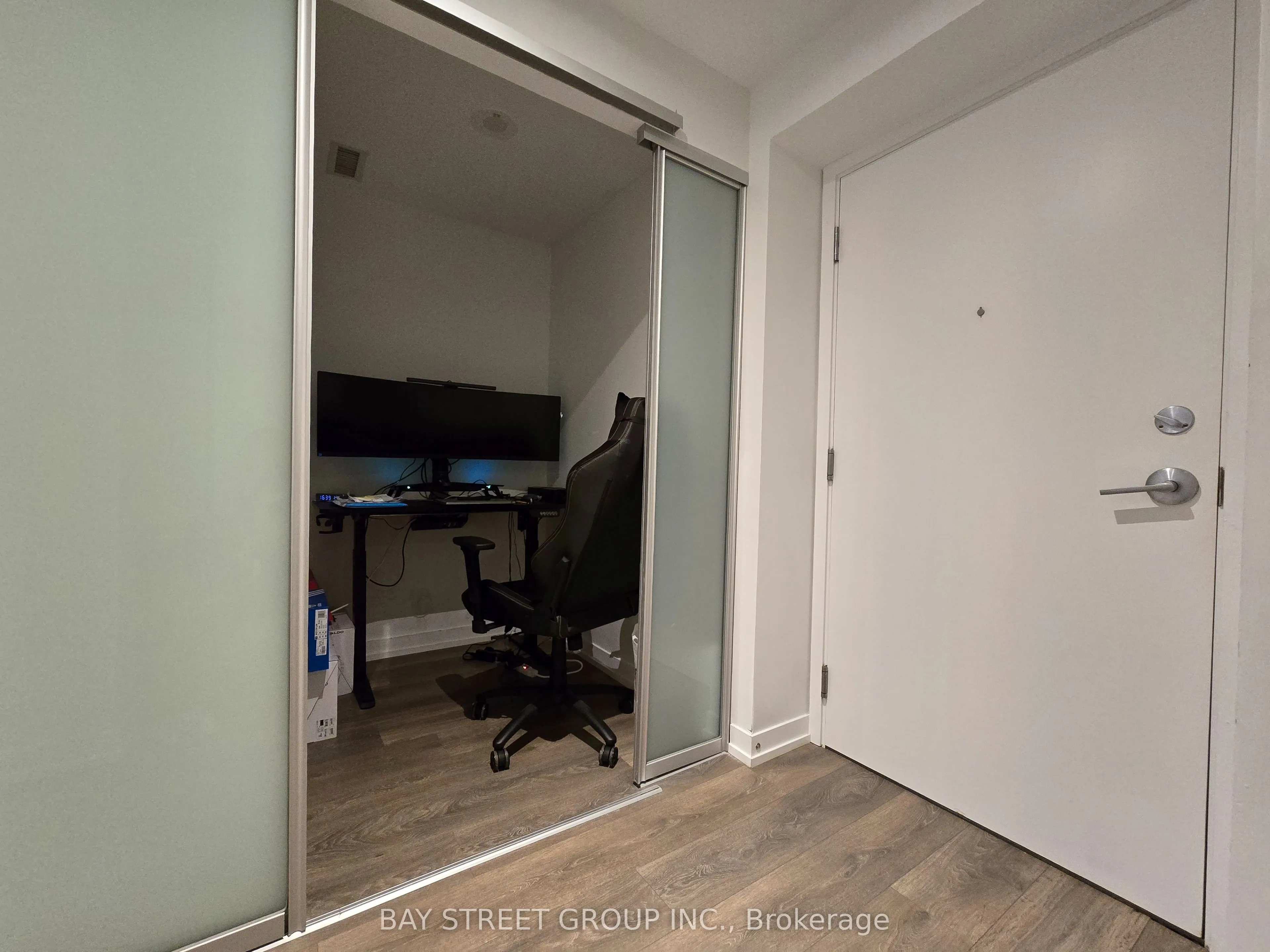 950 Portage Parkway, #2708