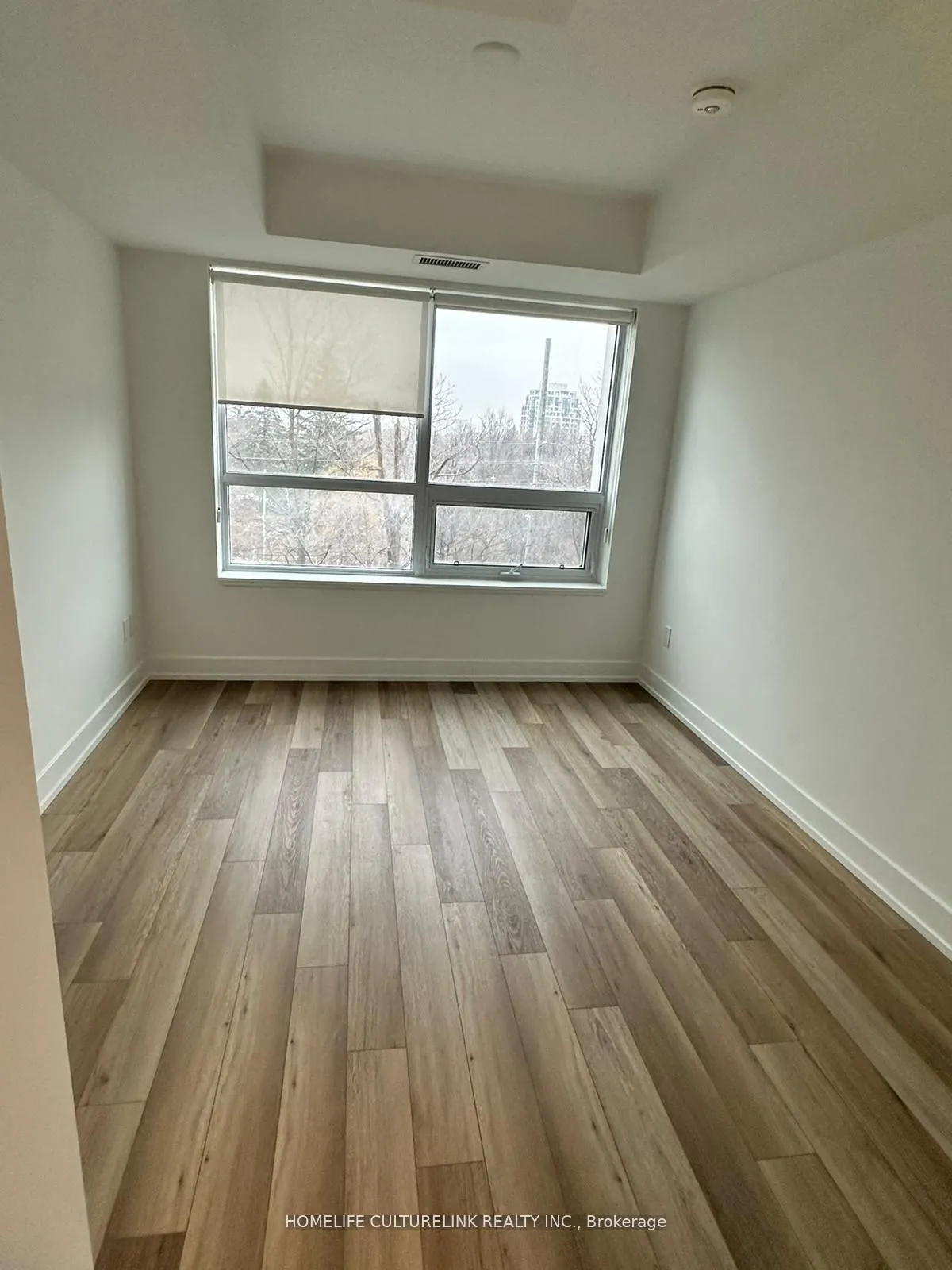8 CEDARLAND Drive, #520