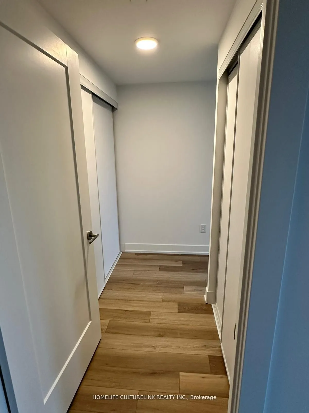 8 CEDARLAND Drive, #520