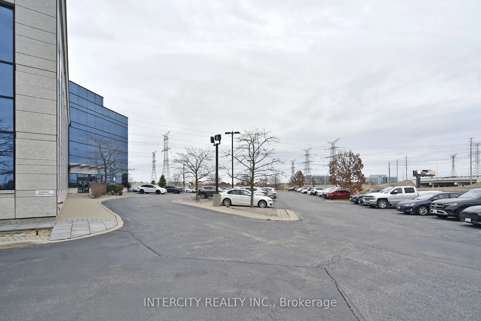 6 Ronrose Drive, #302