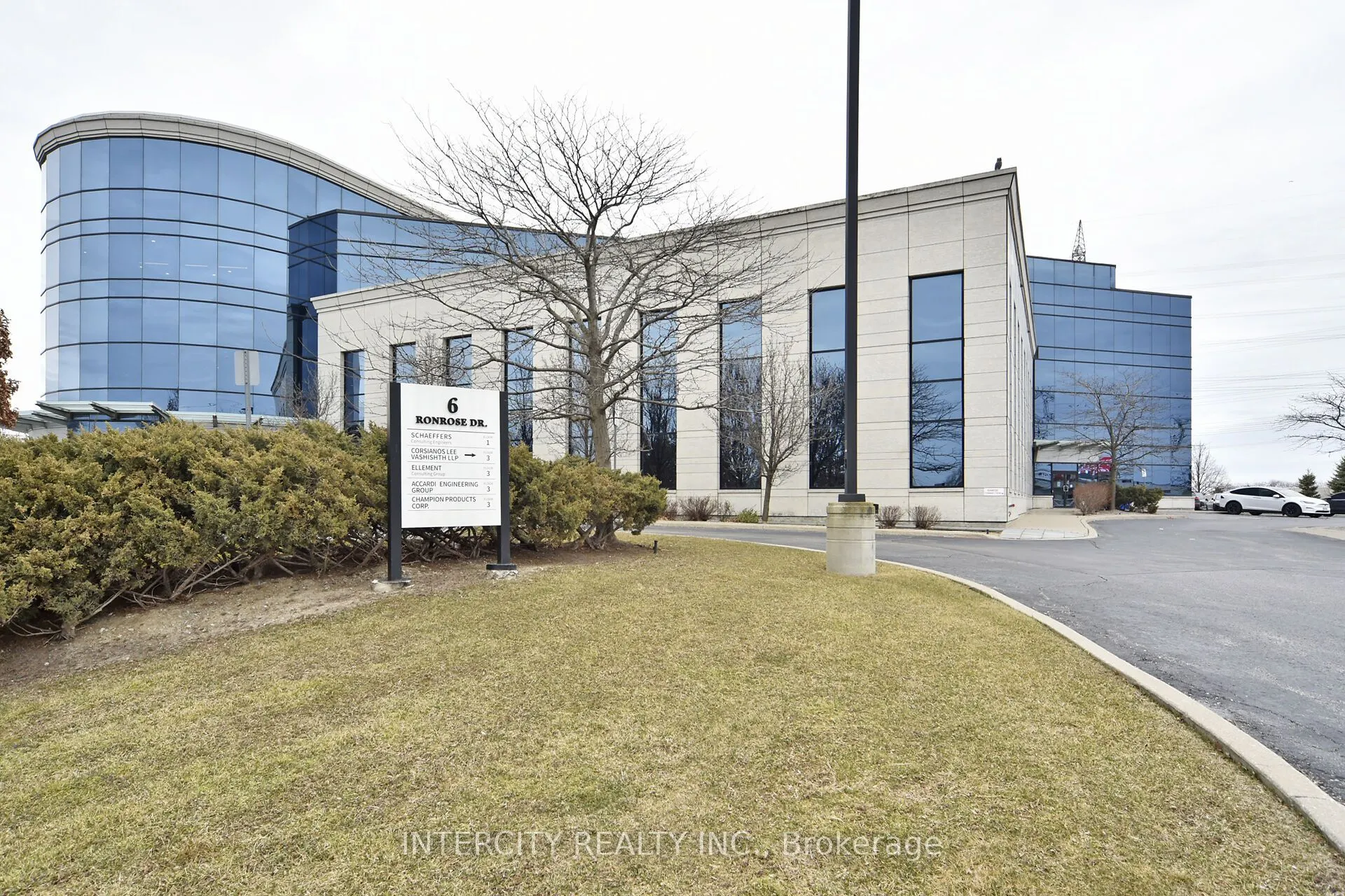 6 Ronrose Drive, #302