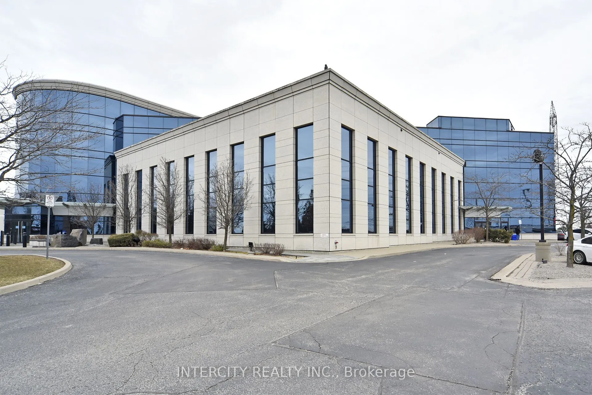 6 Ronrose Drive, #302