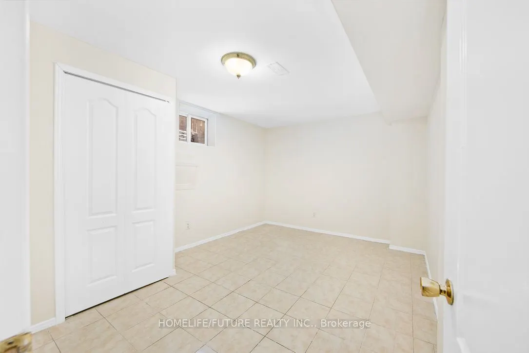 294 Mcbride Crescent