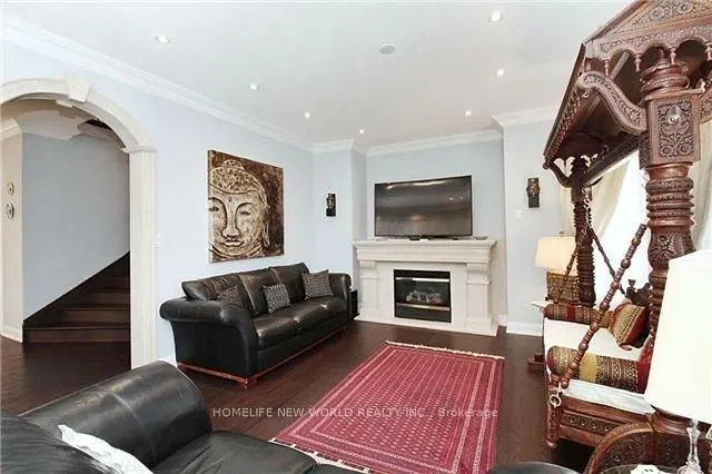 22 Newbridge Avenue