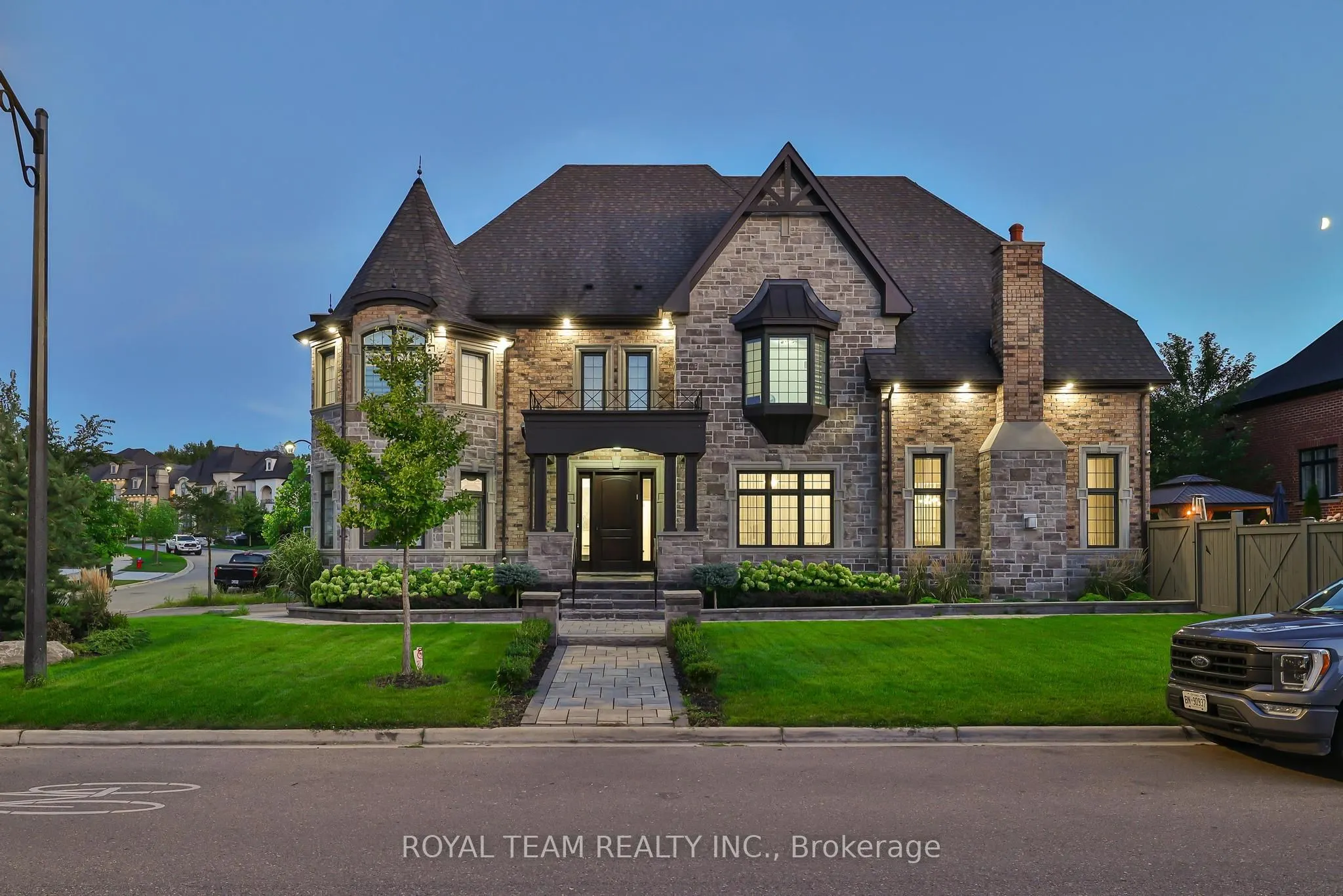 1 Ria Court