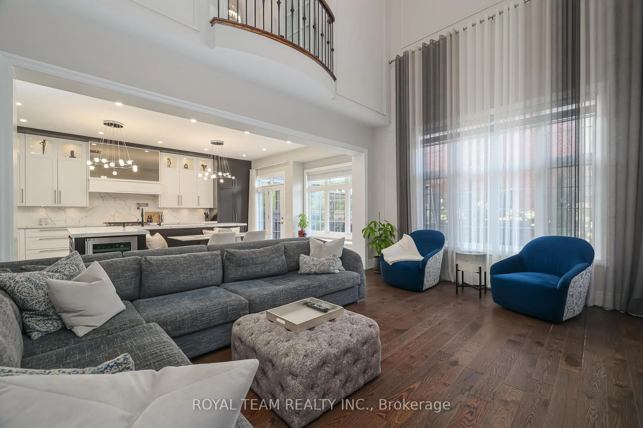 1 Ria Court