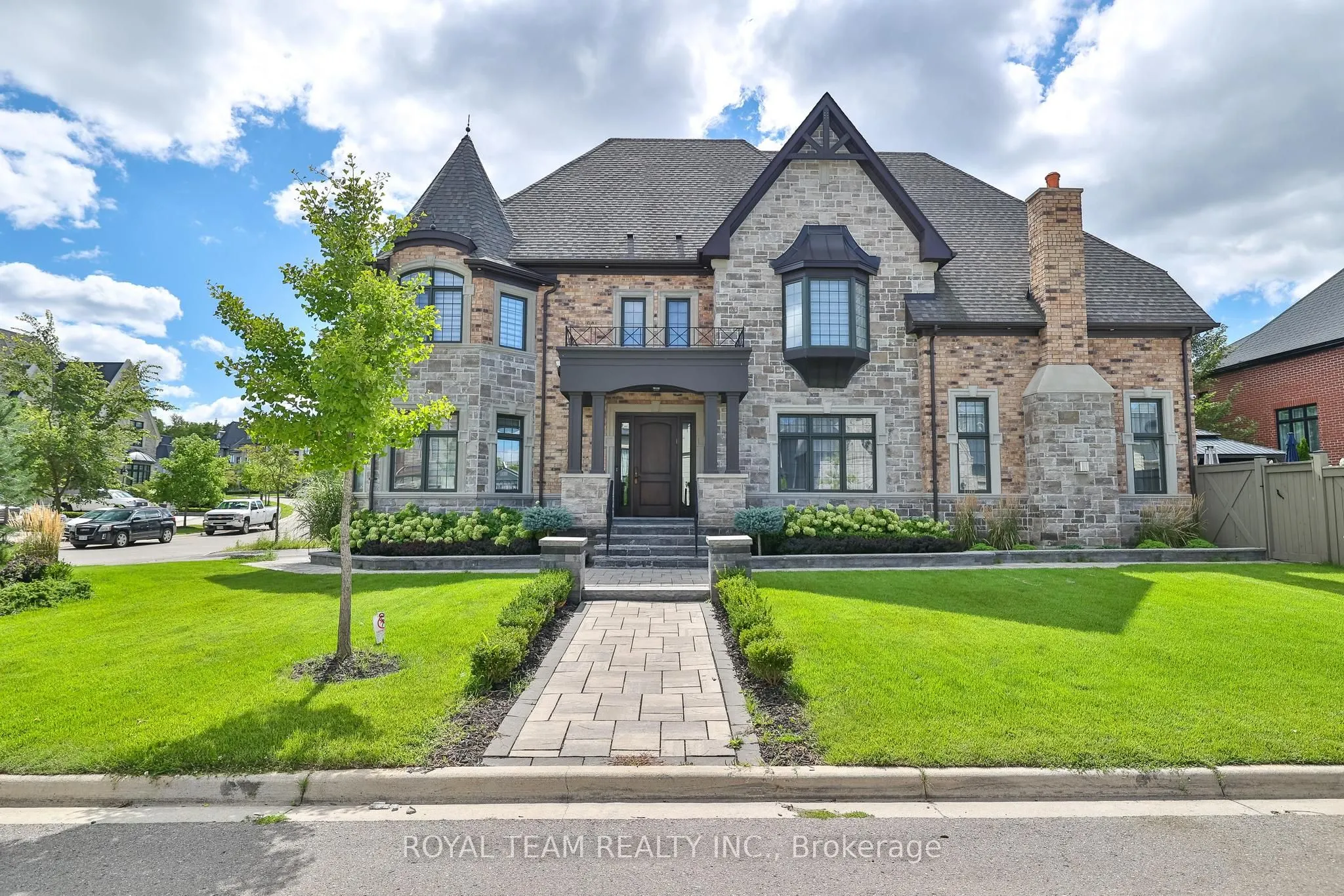 1 Ria Court