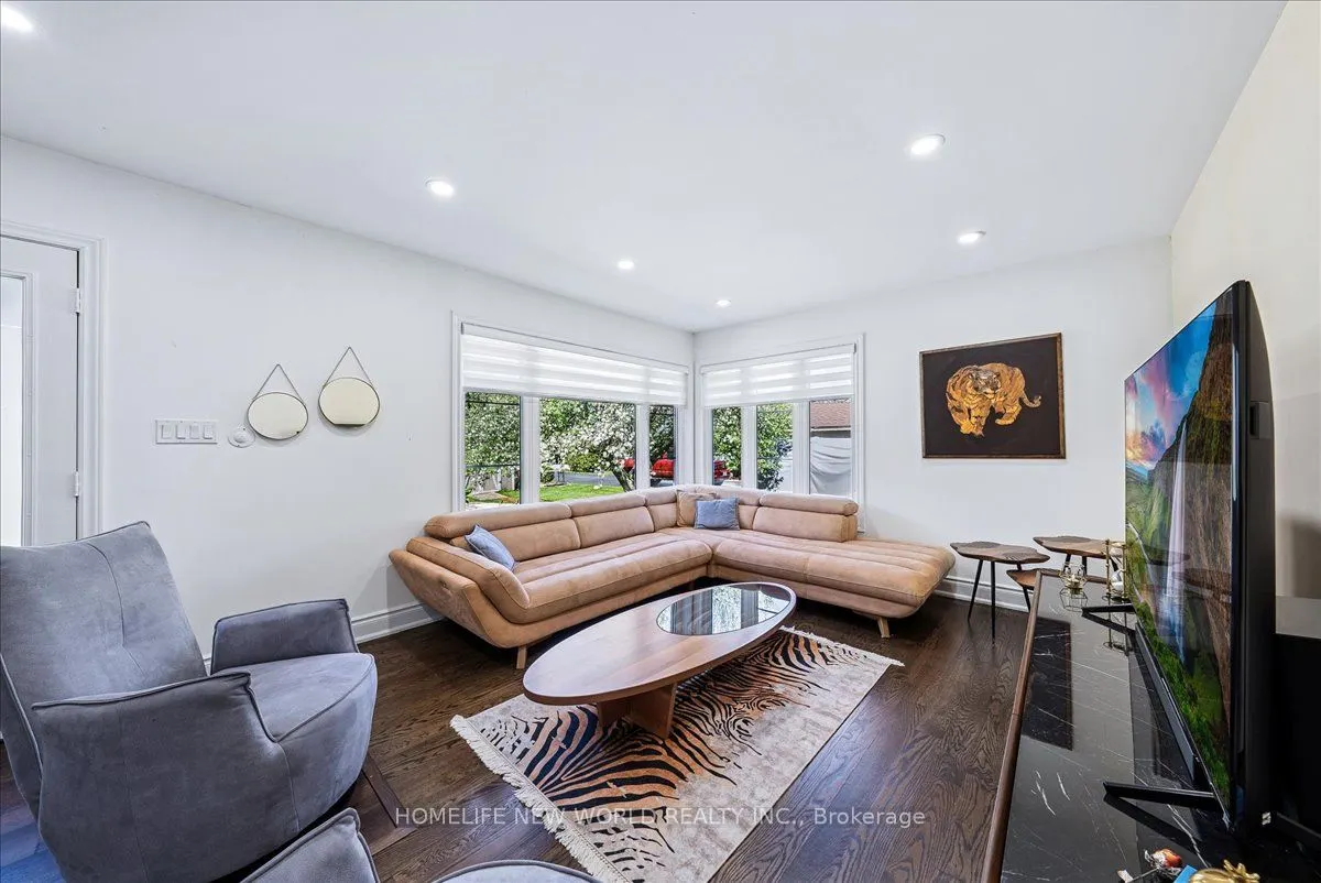 853 Fairbank Avenue
