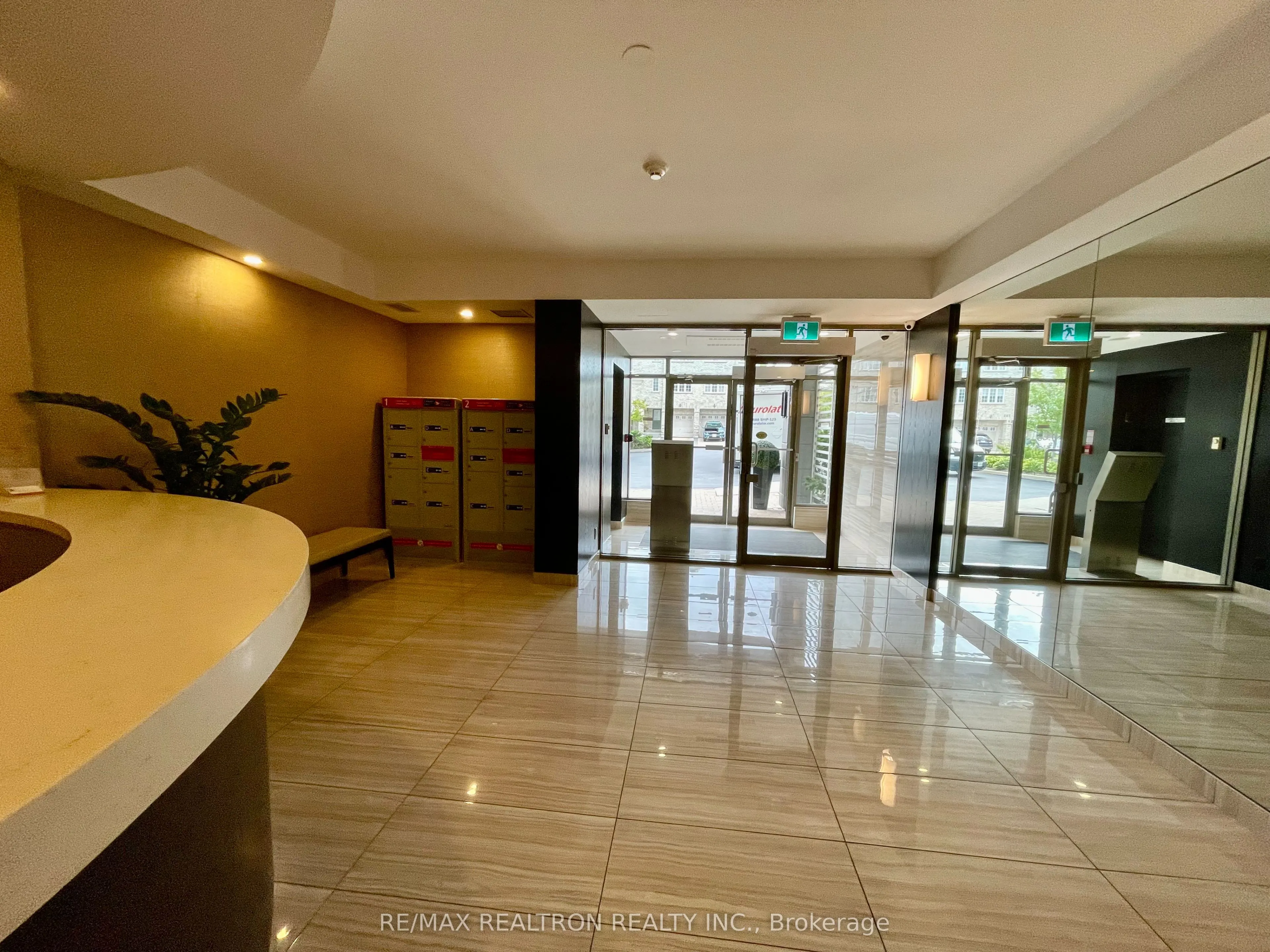 399 South Park Road, #1503
