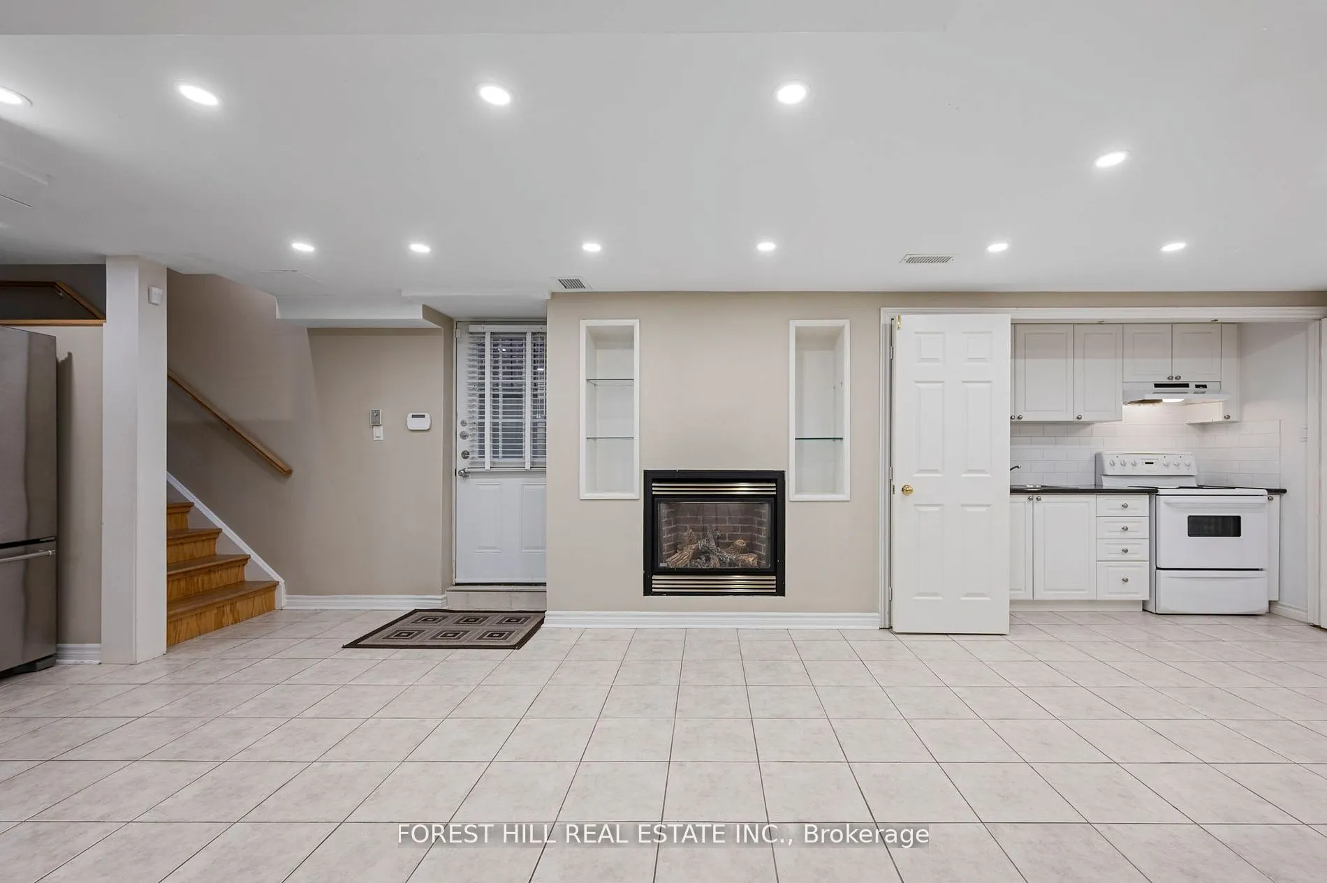 75 Strauss Road