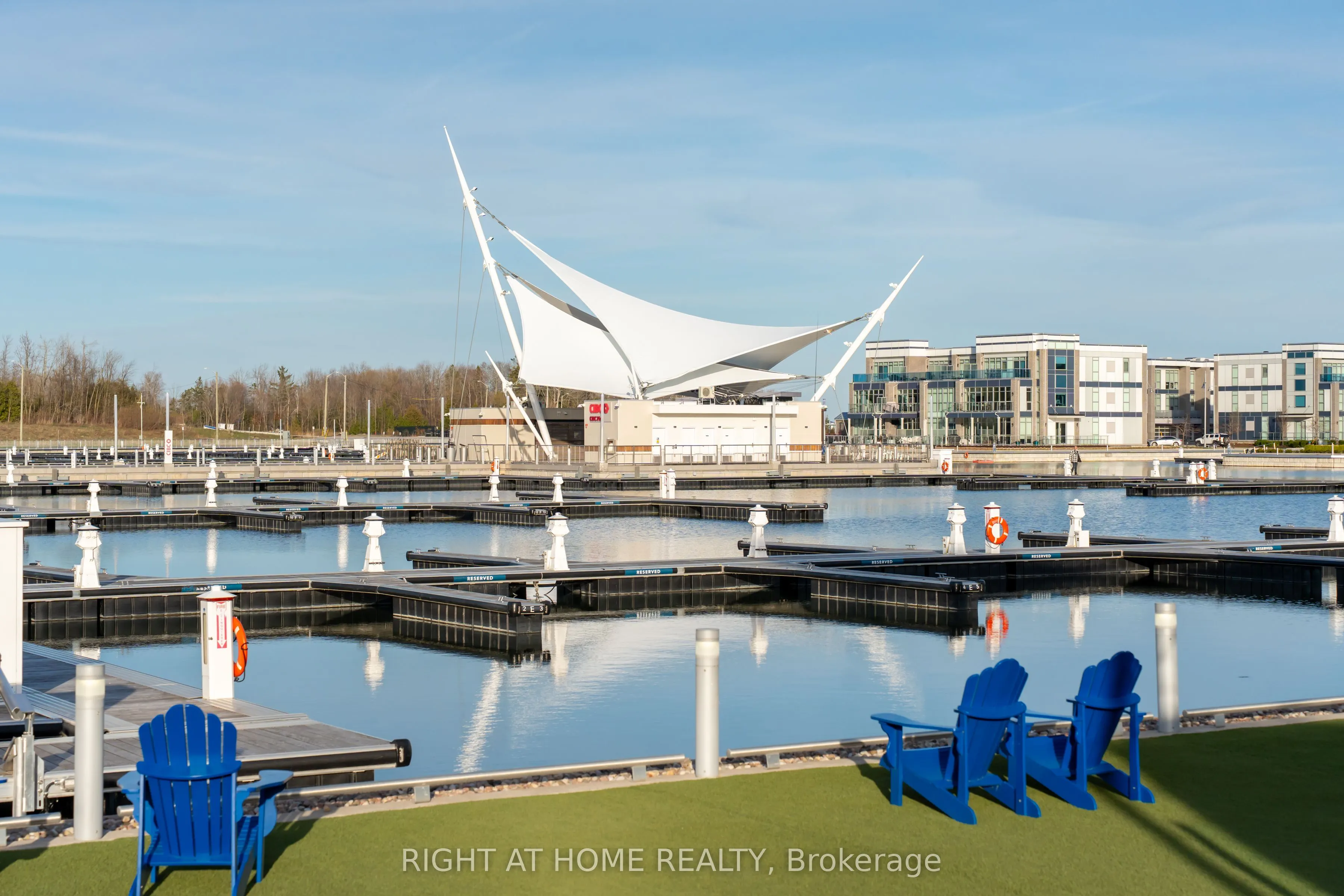 415 Sea Ray Avenue, #202