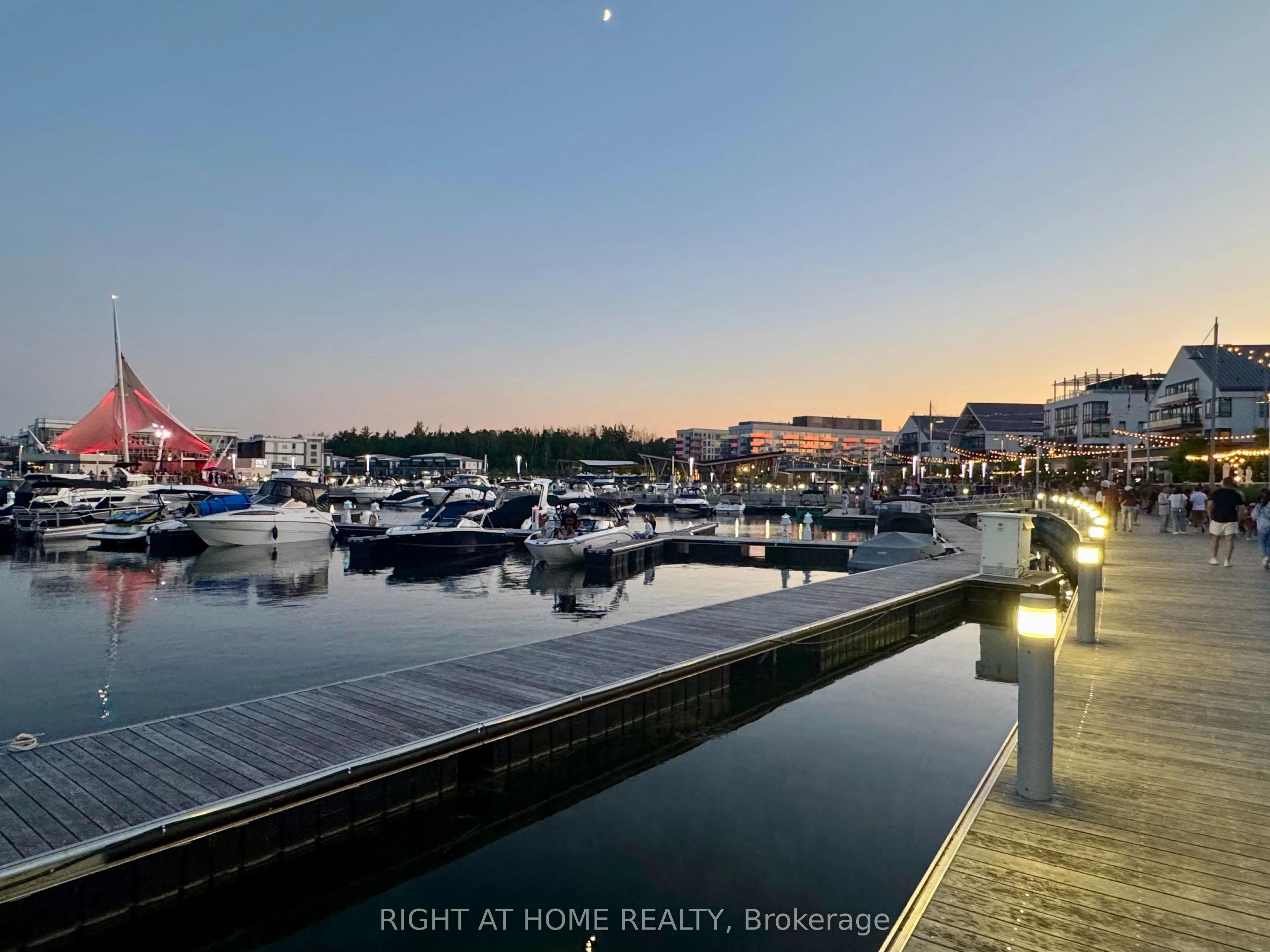 415 Sea Ray Avenue, #202