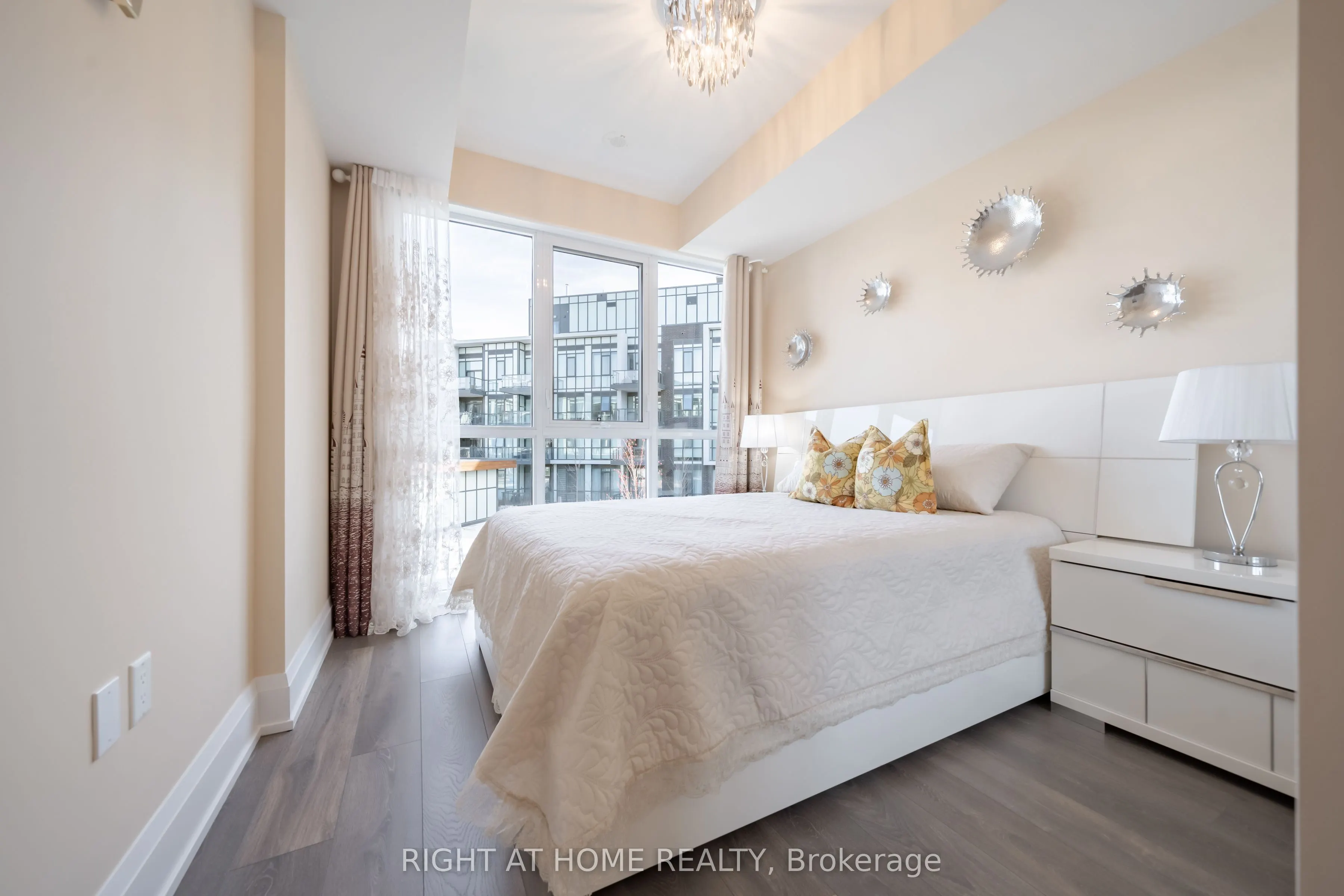 415 Sea Ray Avenue, #202