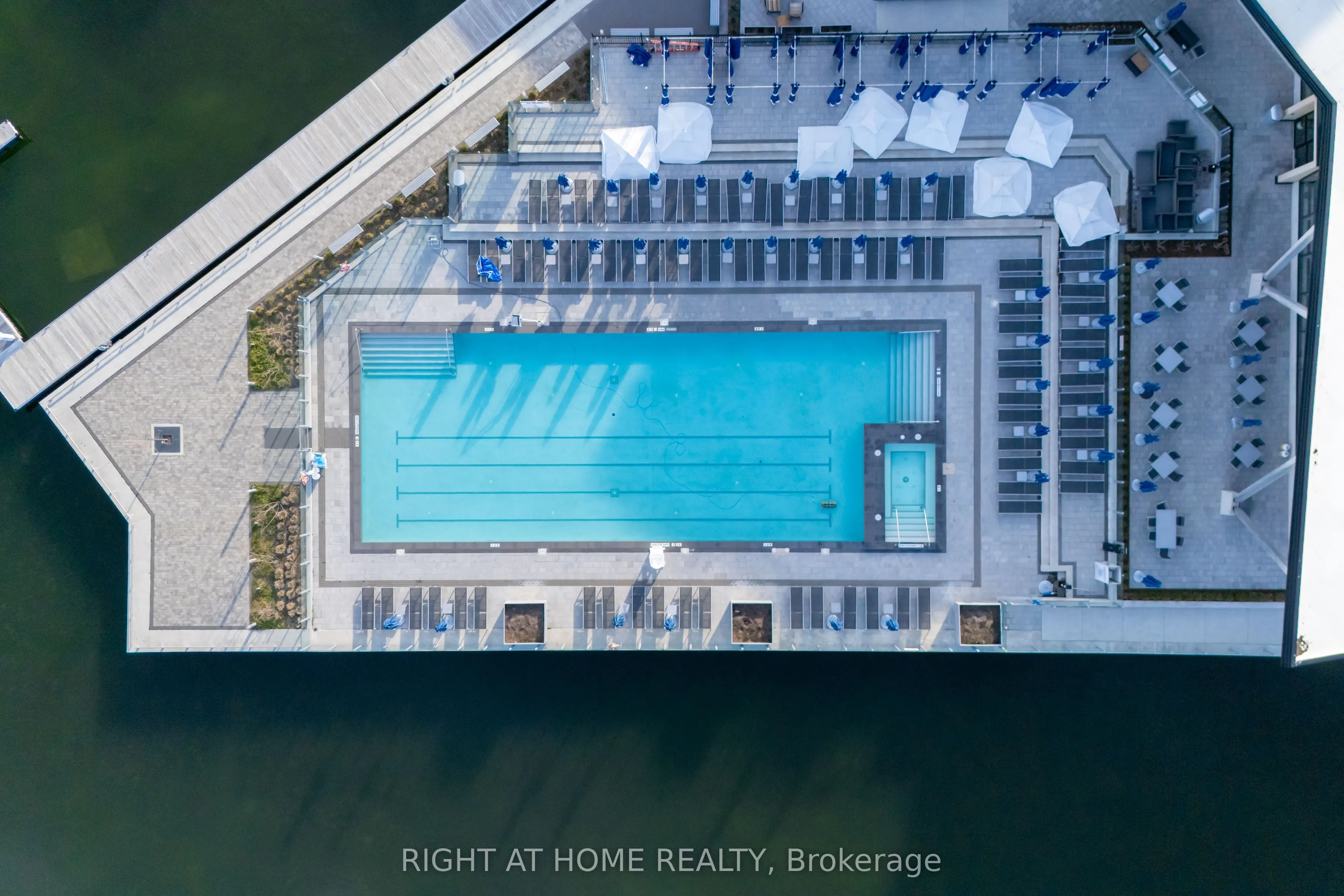 415 Sea Ray Avenue, #202