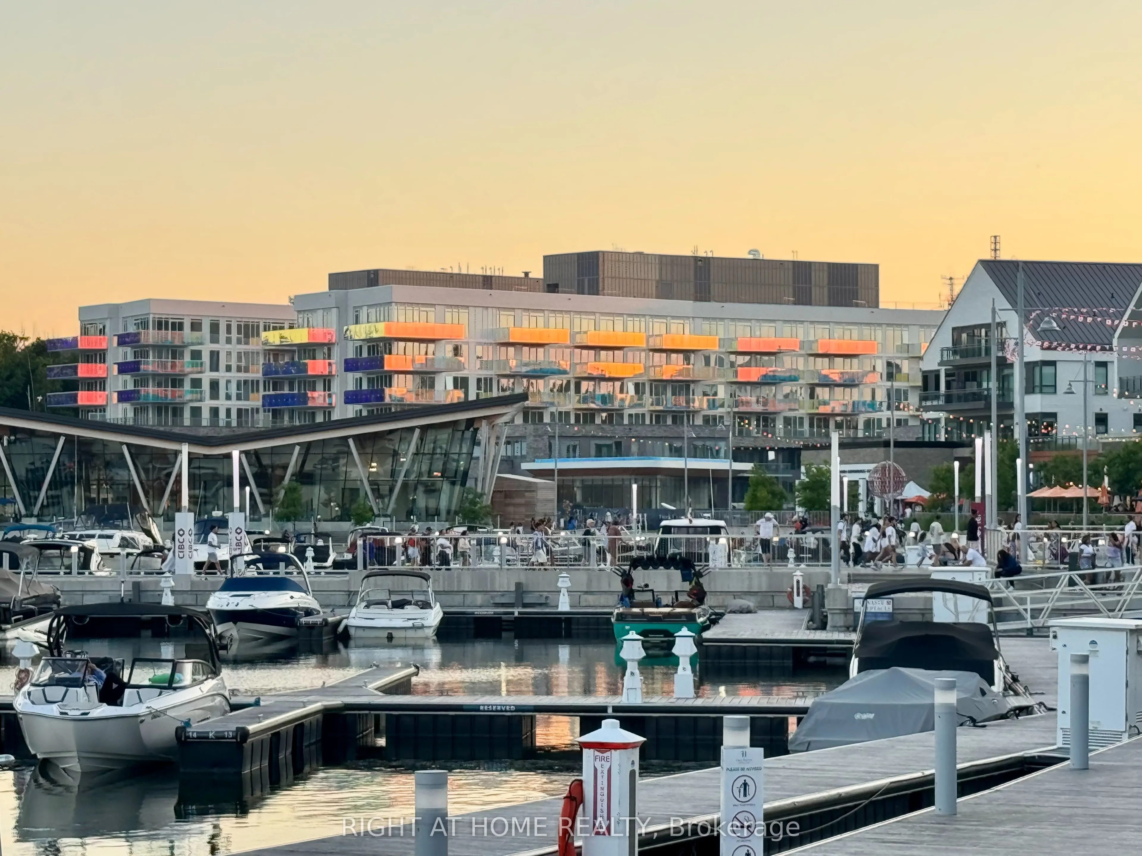 415 Sea Ray Avenue, #202