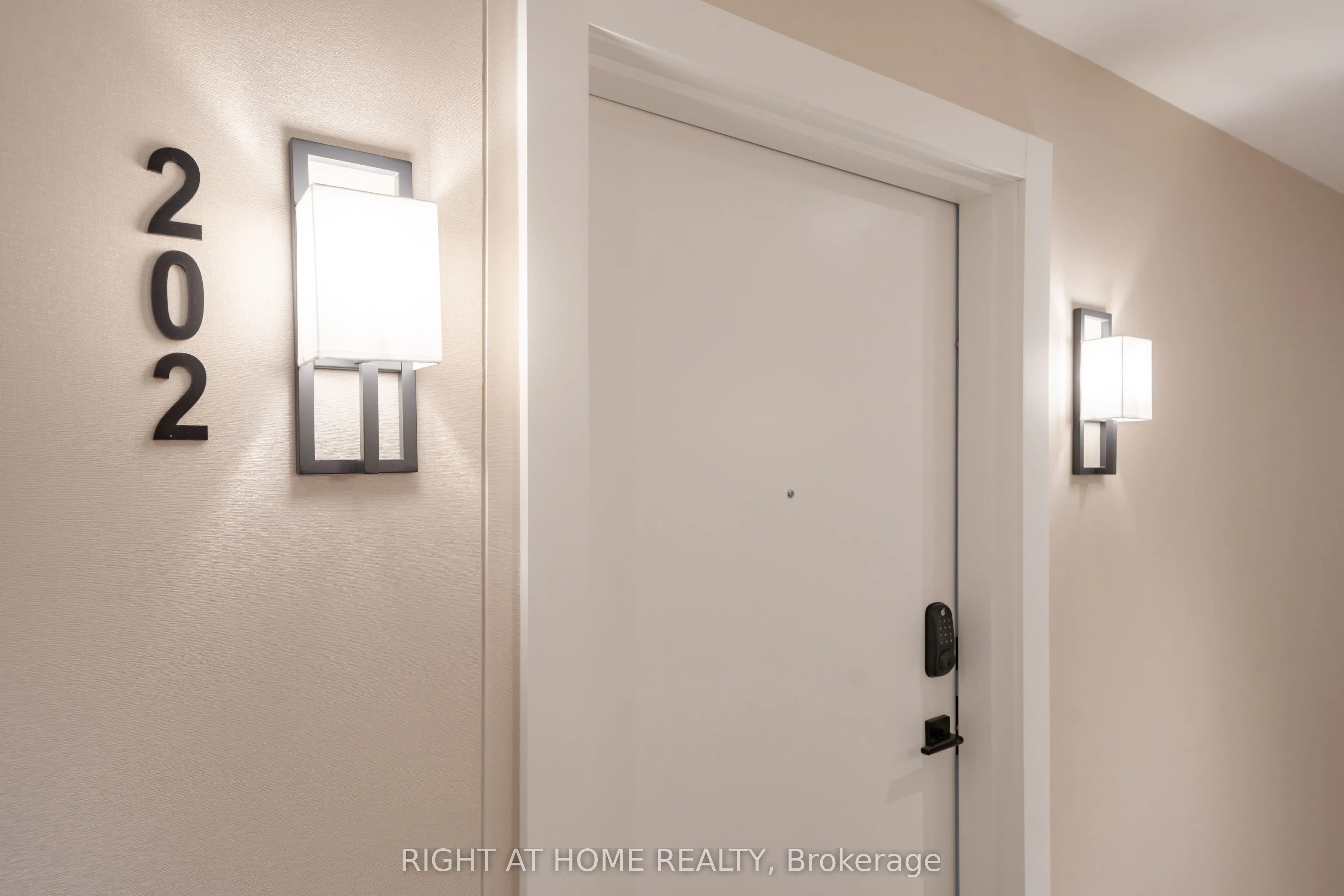 415 Sea Ray Avenue, #202