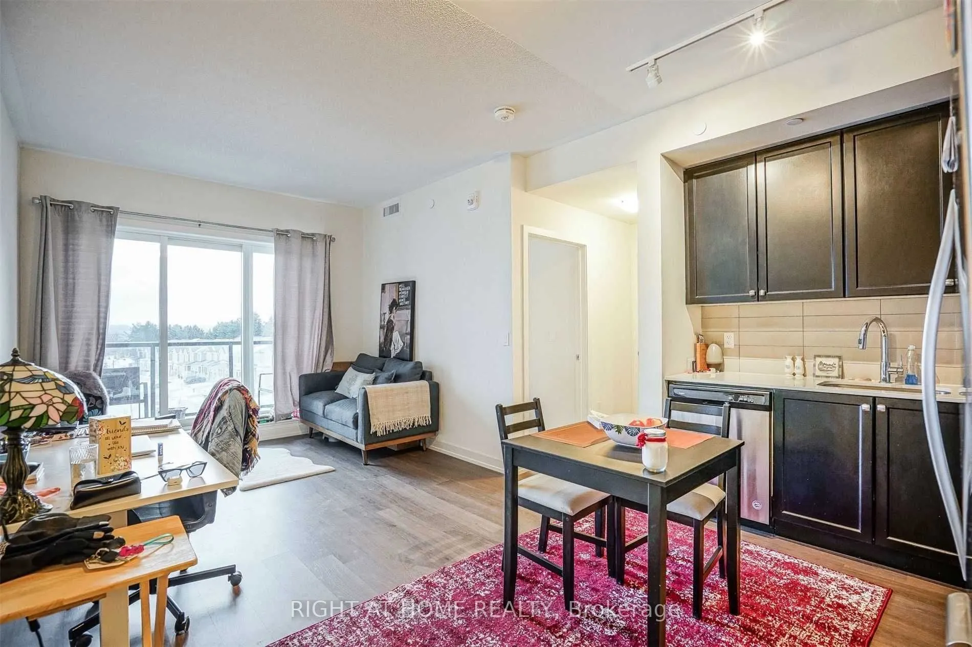 555 William Graham Drive, #324