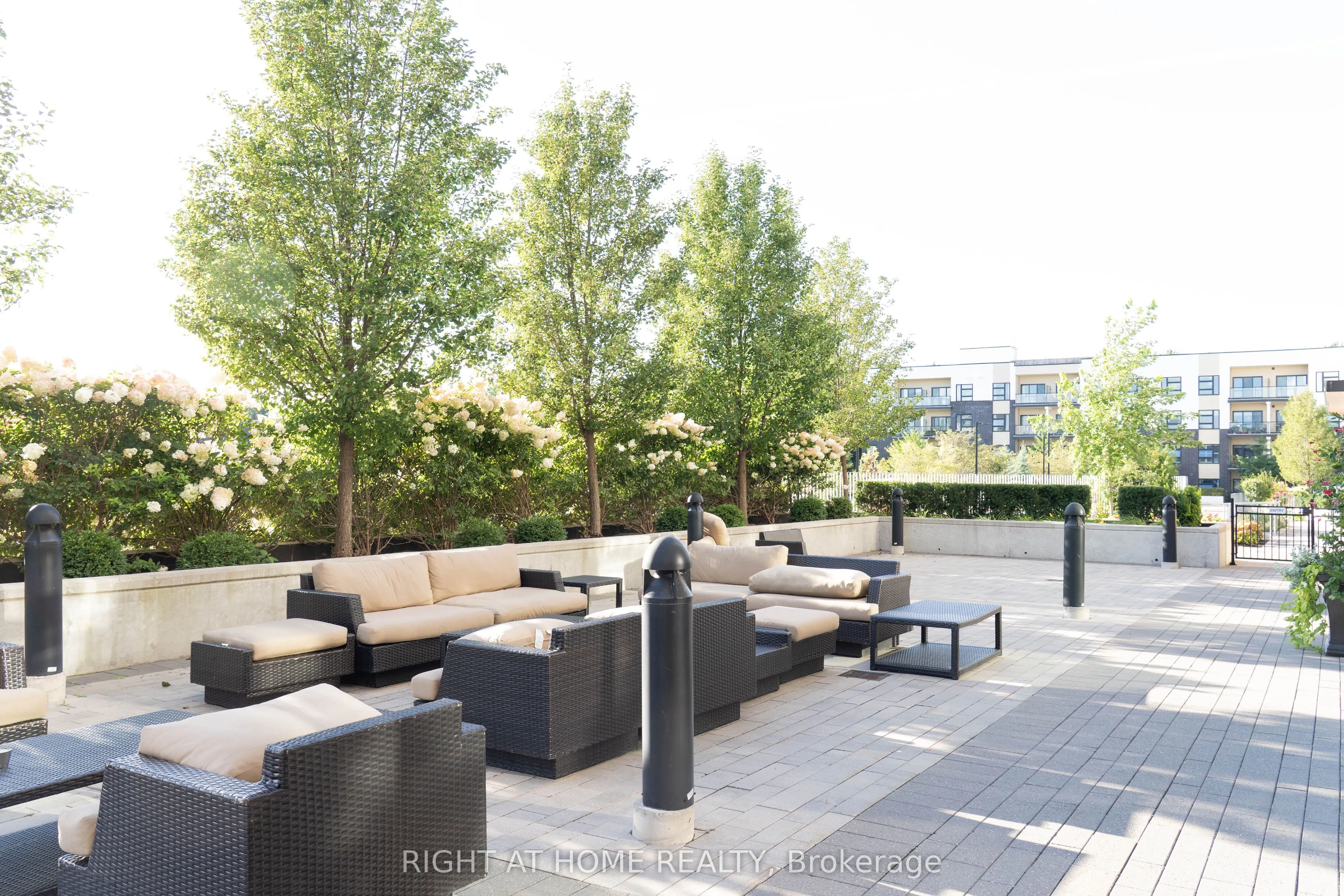 555 William Graham Drive, #324