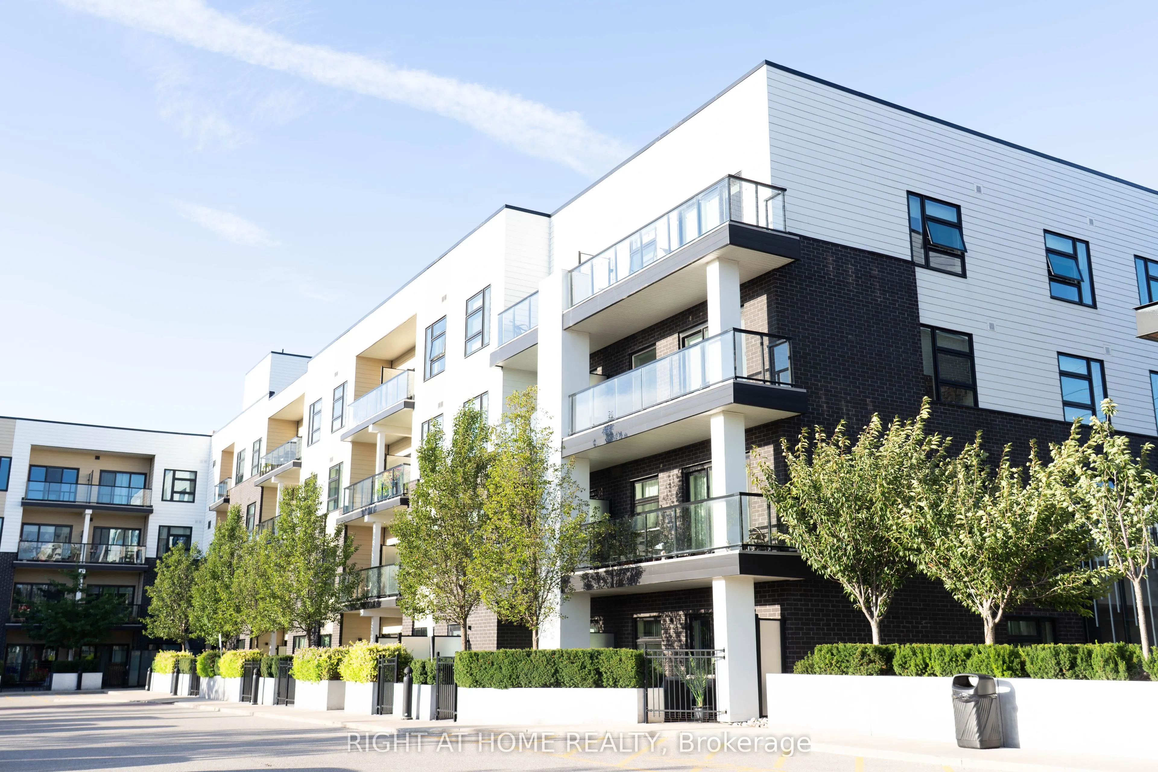 555 William Graham Drive, #324