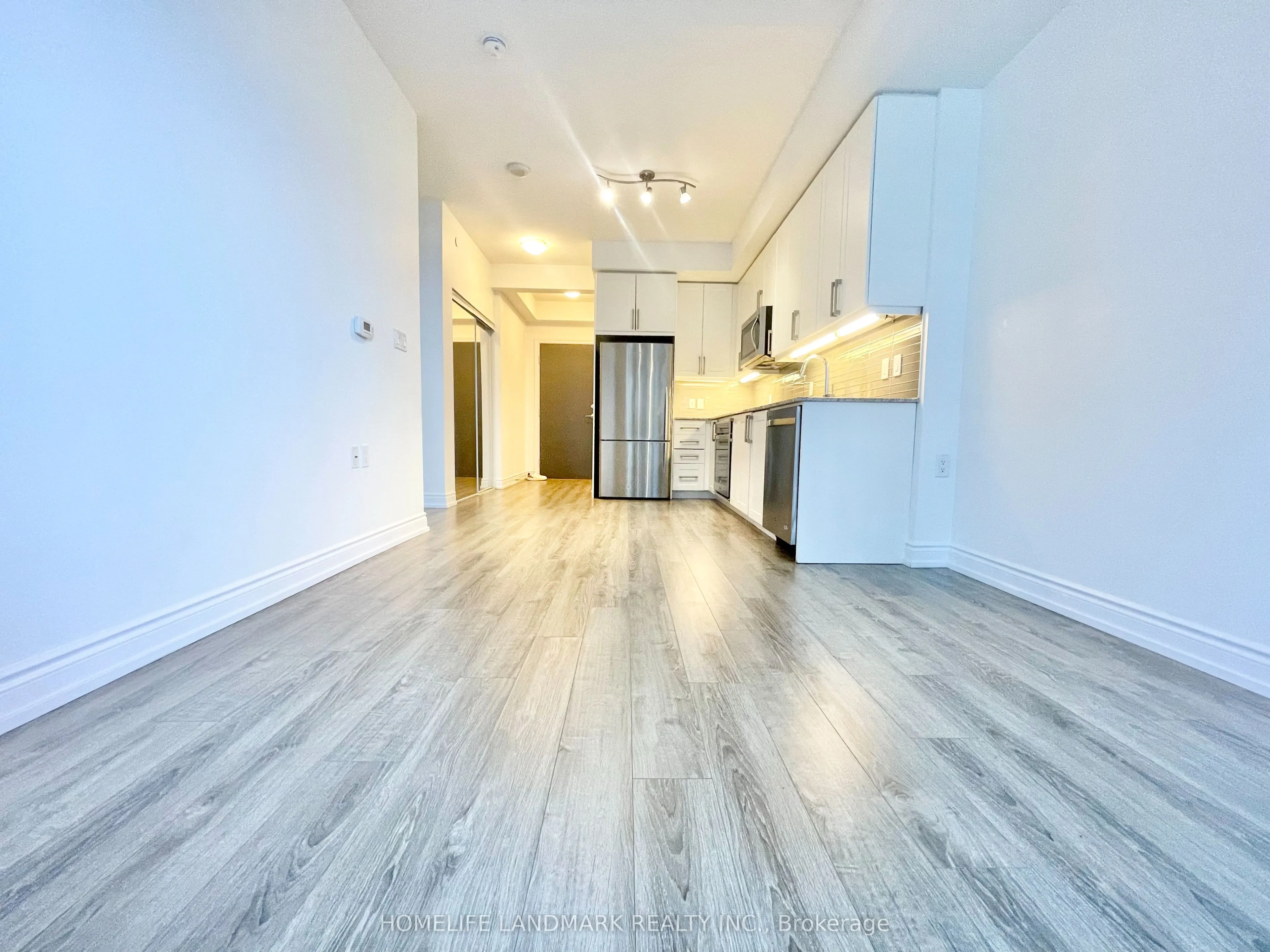 9608 Yonge Street, #1105A