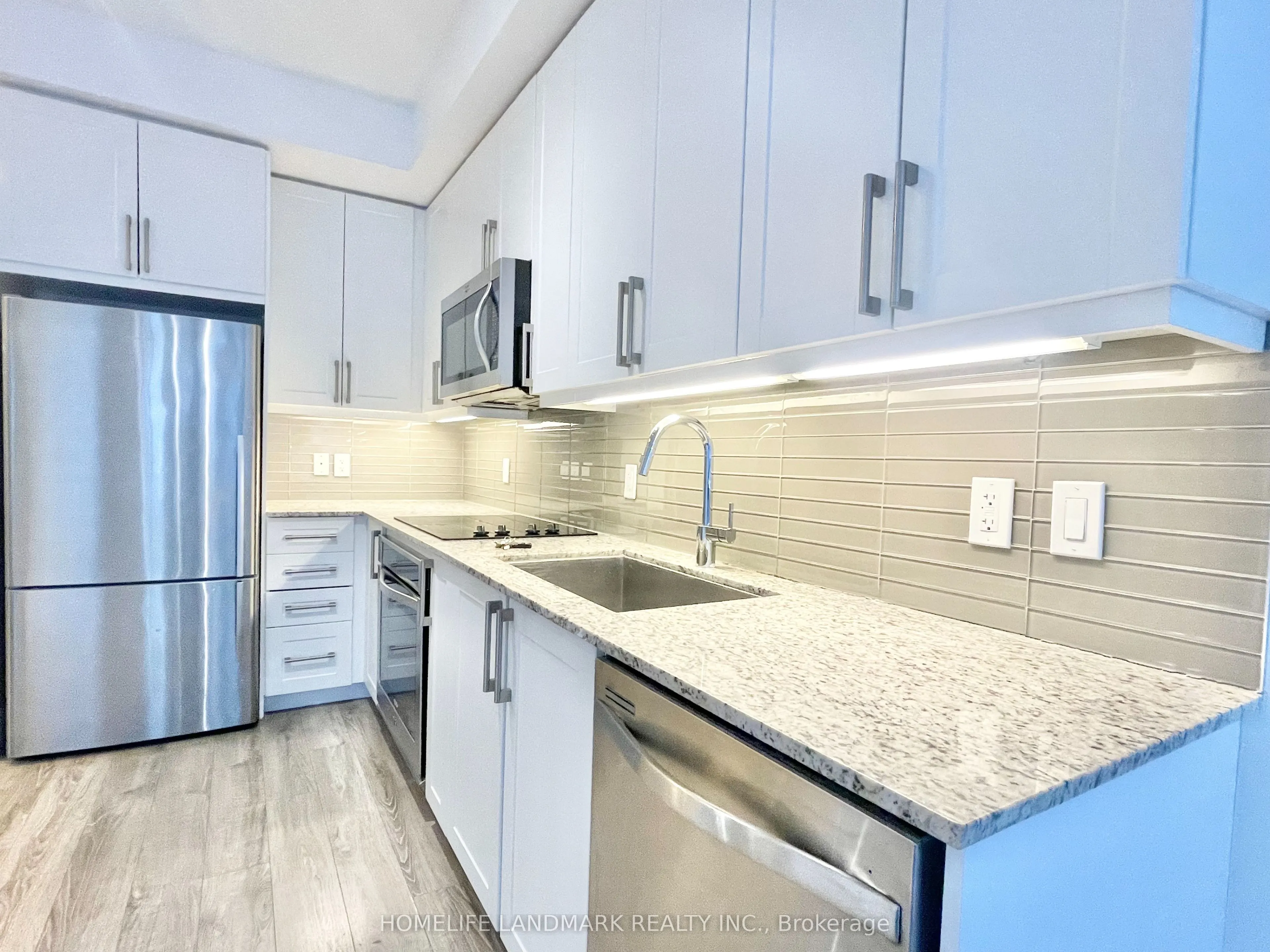 9608 Yonge Street, #1105A