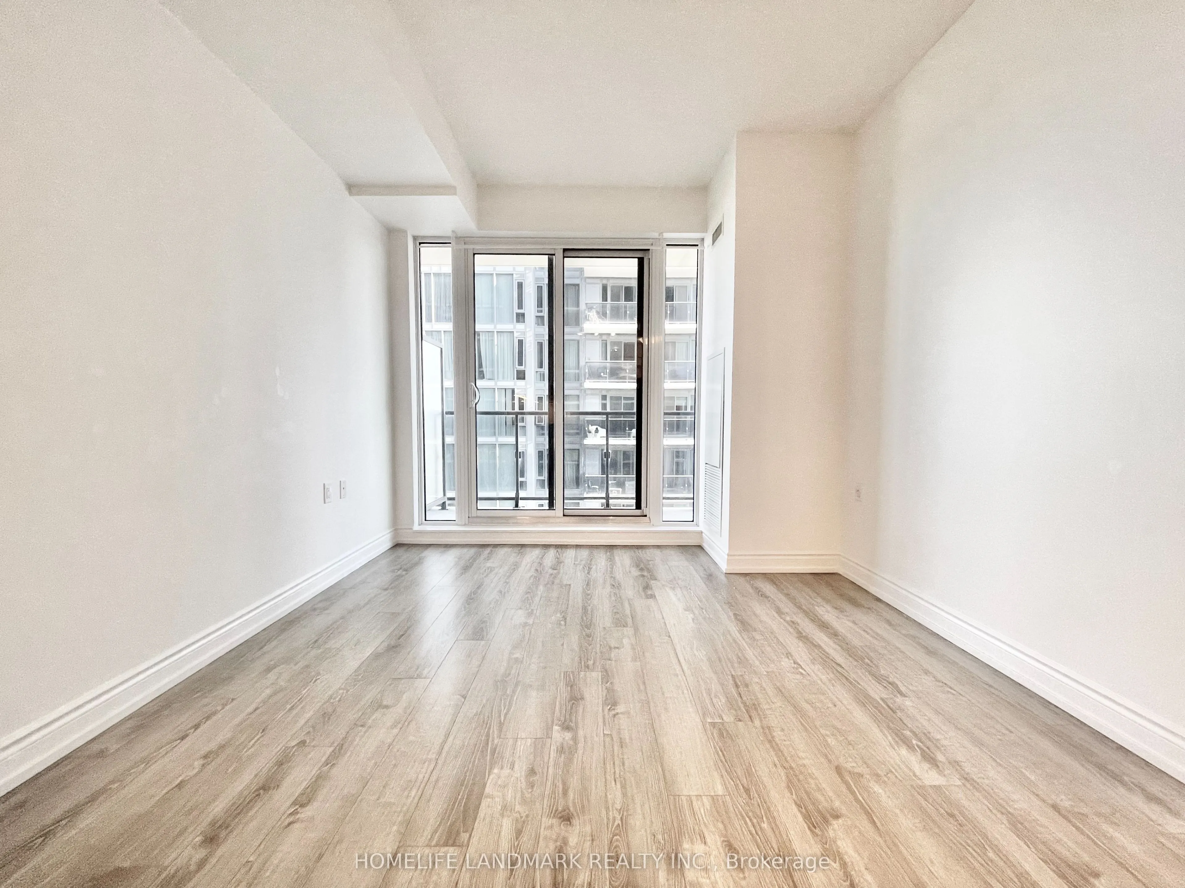 9608 Yonge Street, #1105A