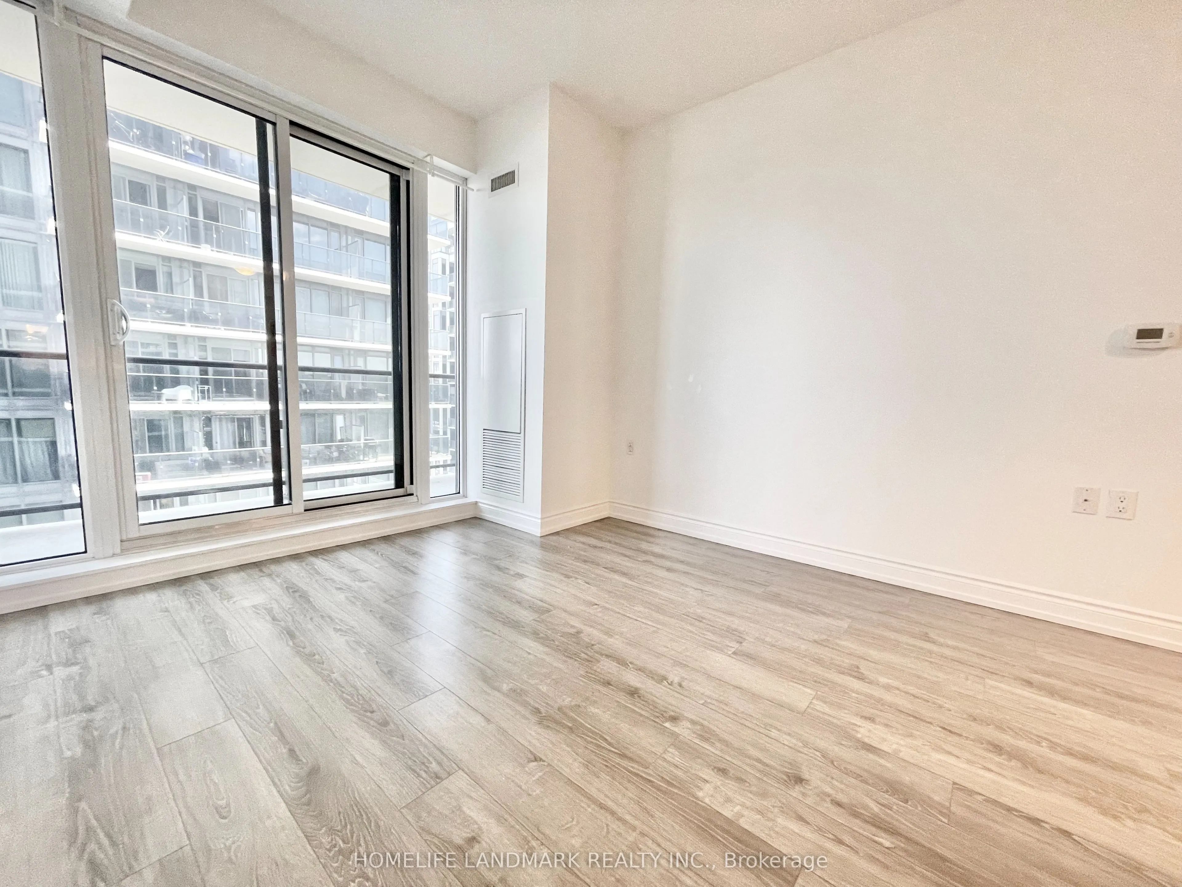 9608 Yonge Street, #1105A