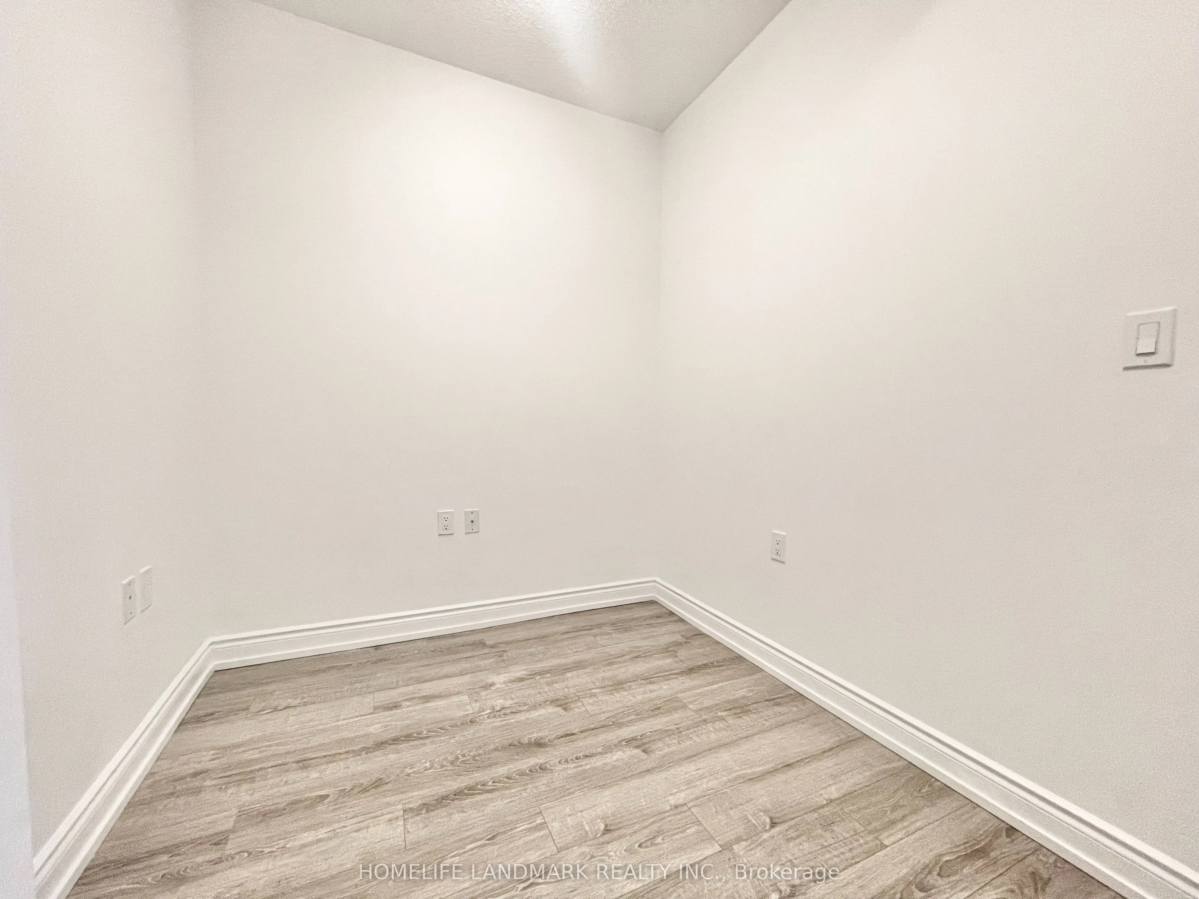 9608 Yonge Street, #1105A