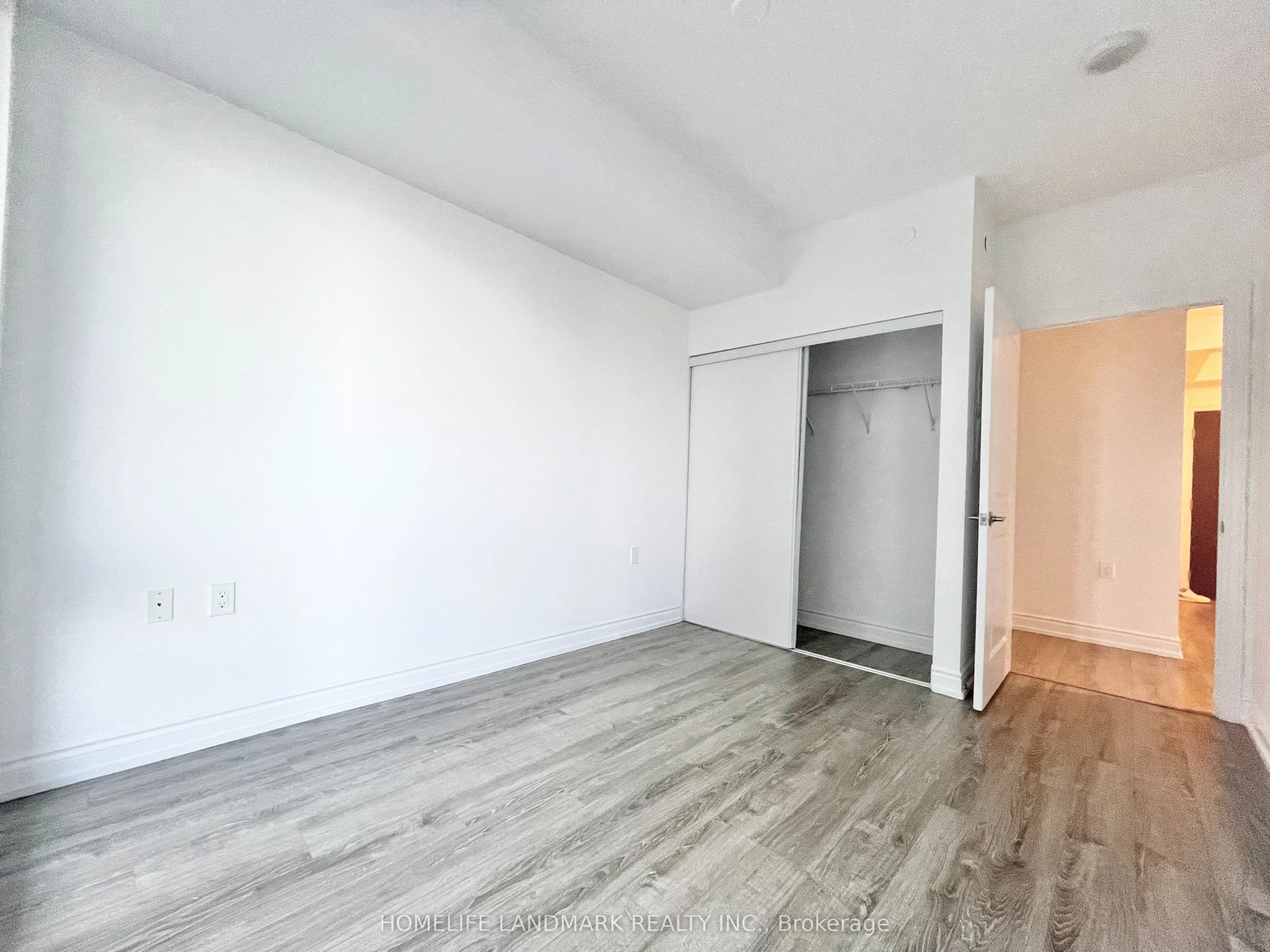 9608 Yonge Street, #1105A