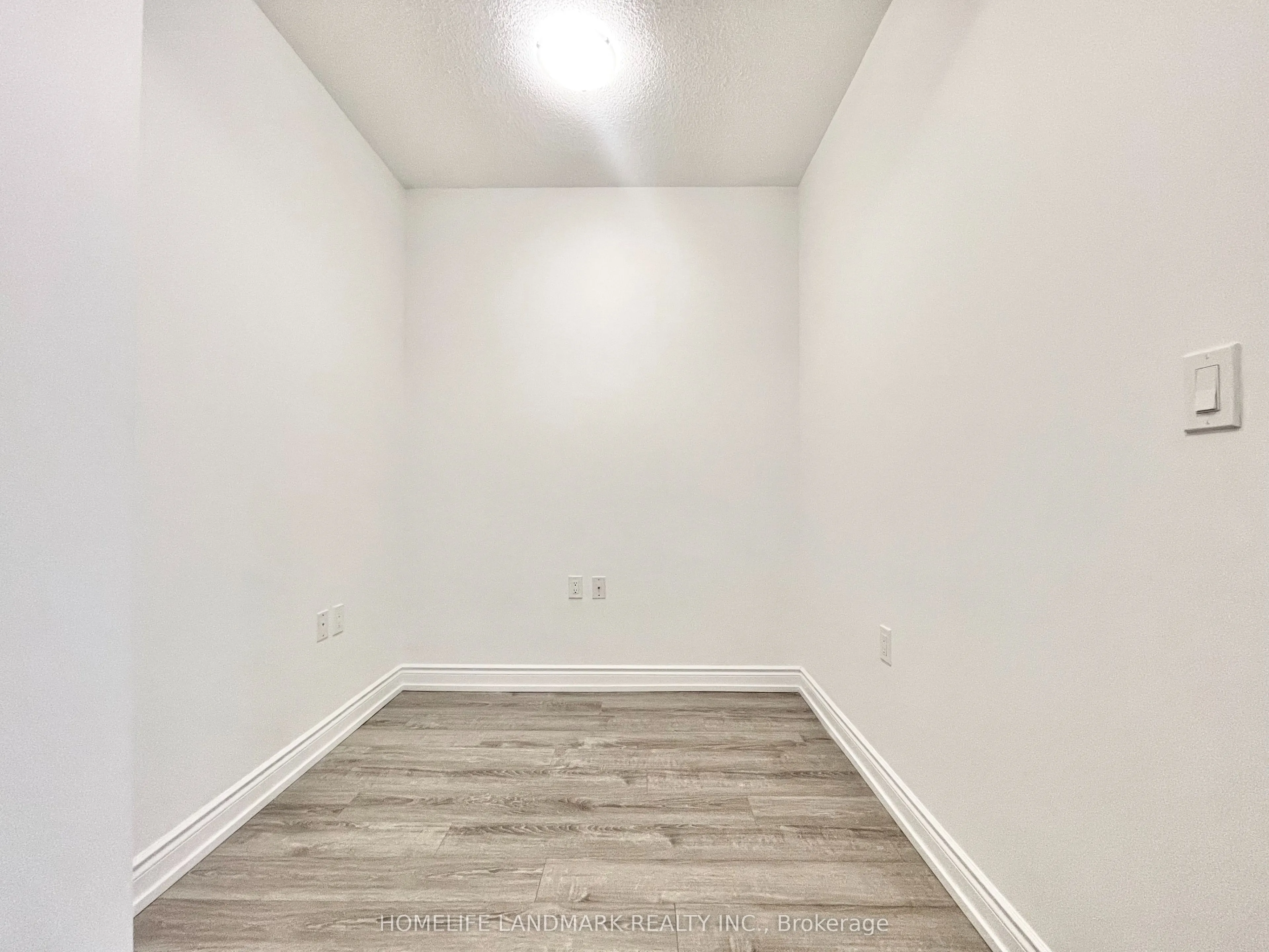 9608 Yonge Street, #1105A