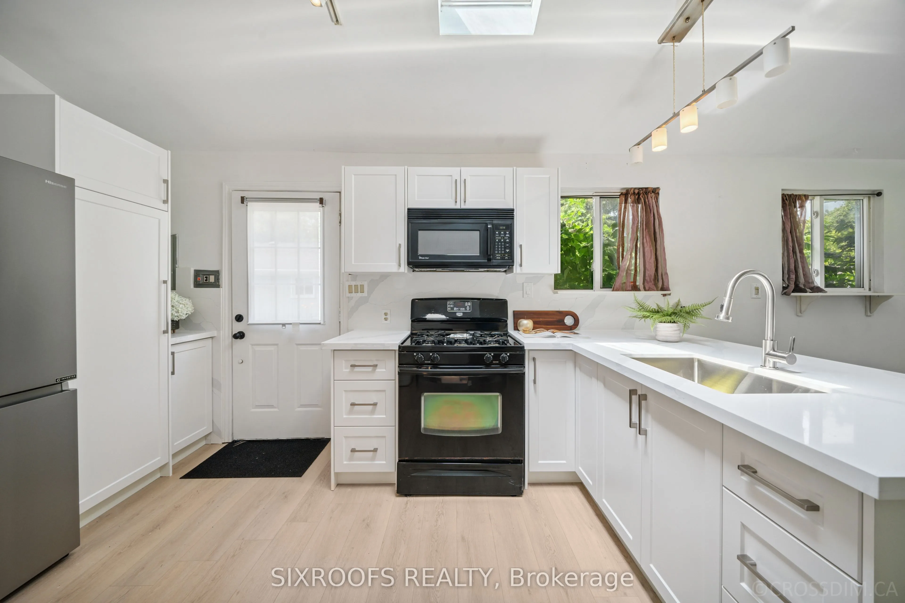 159 Bayview Avenue