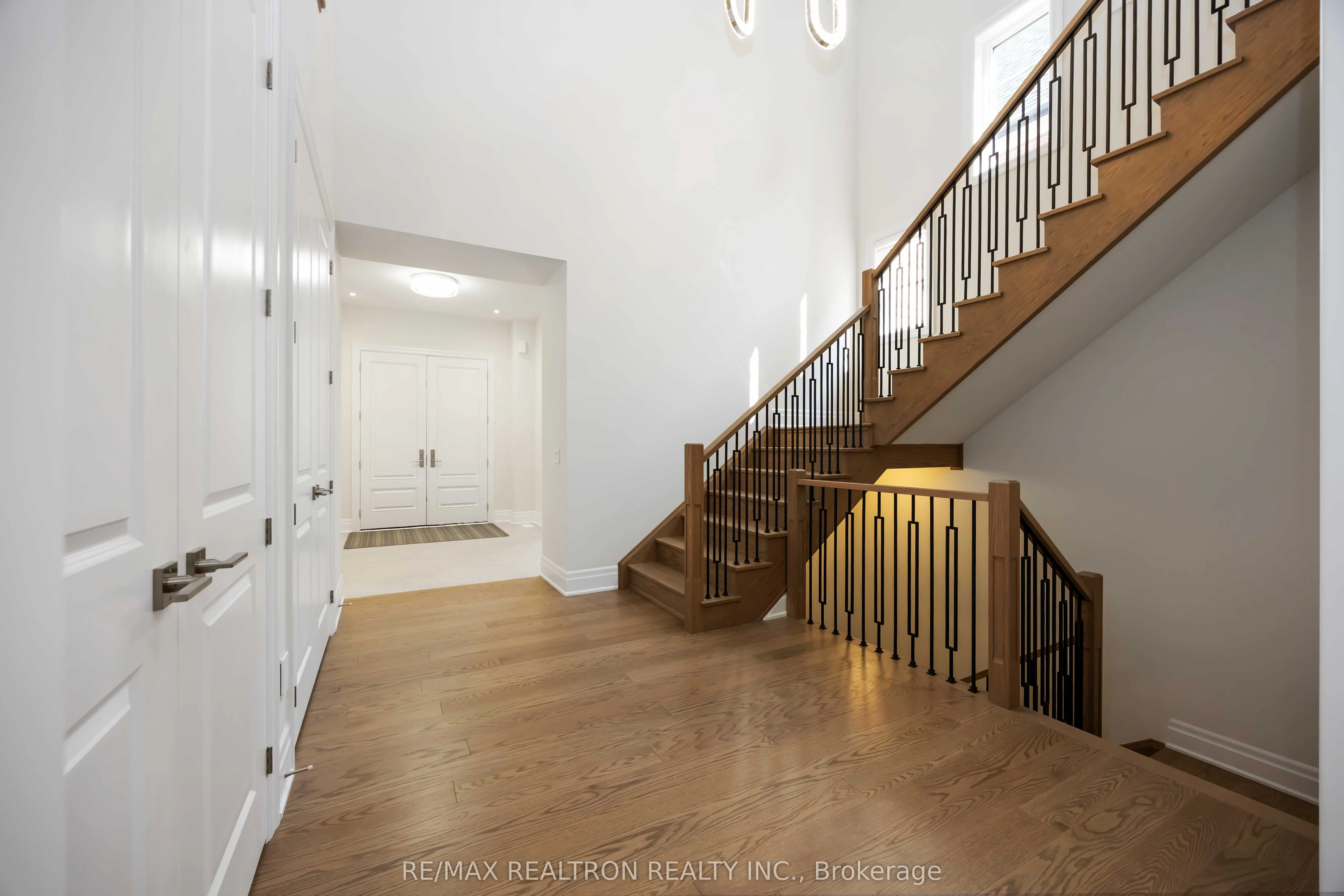 92 Sunny Acre Crescent