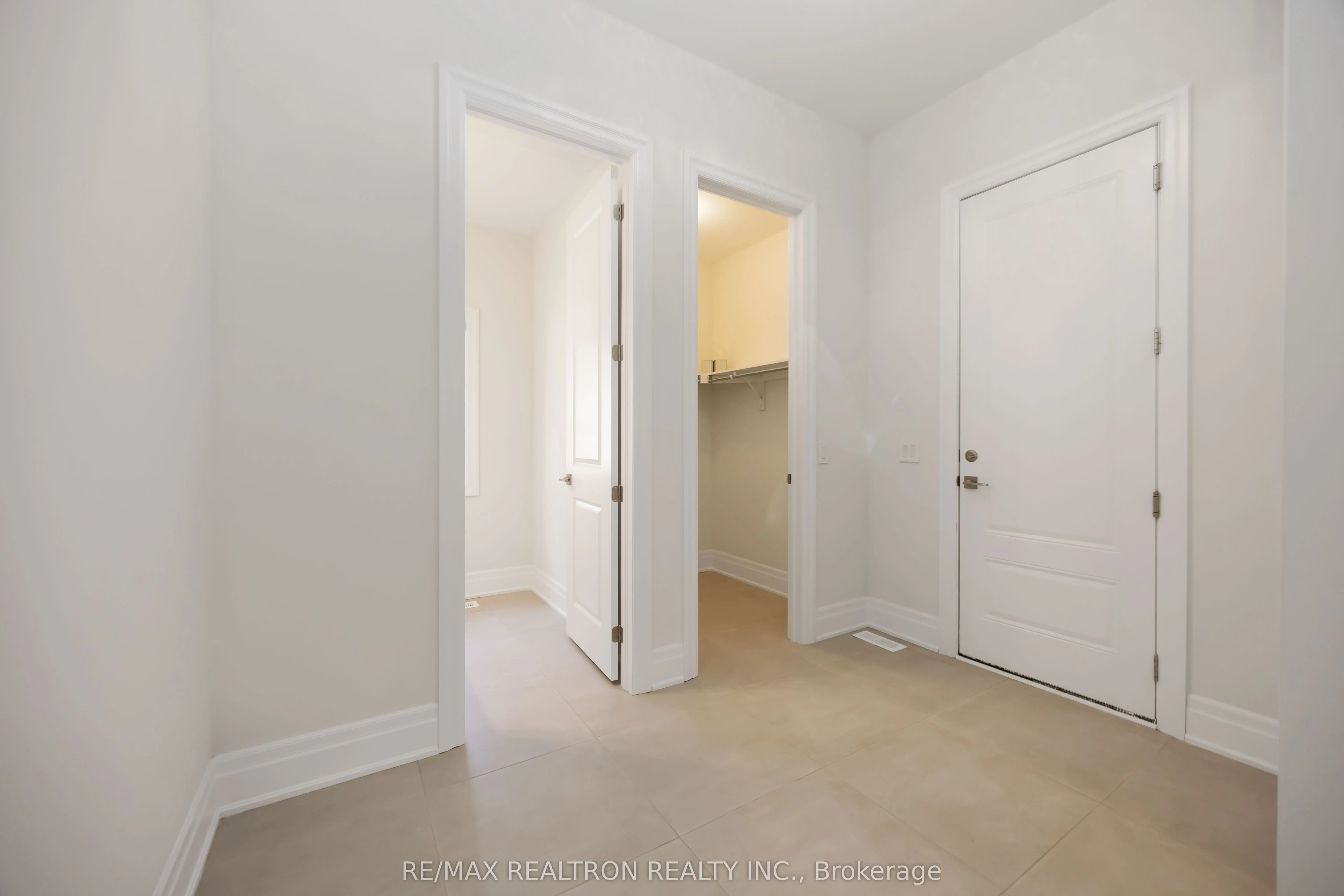 92 Sunny Acre Crescent